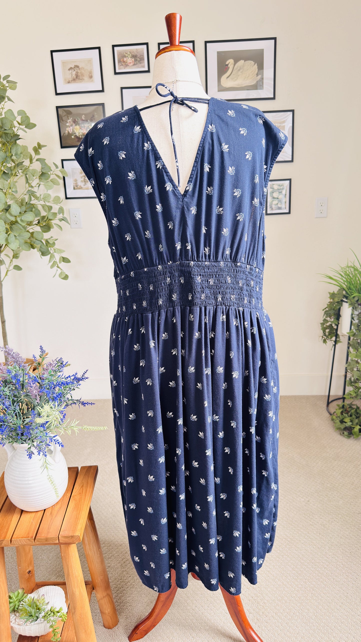 Old Navy Navy Blue Floral Smocked Waist Midi Dress - Size 2X