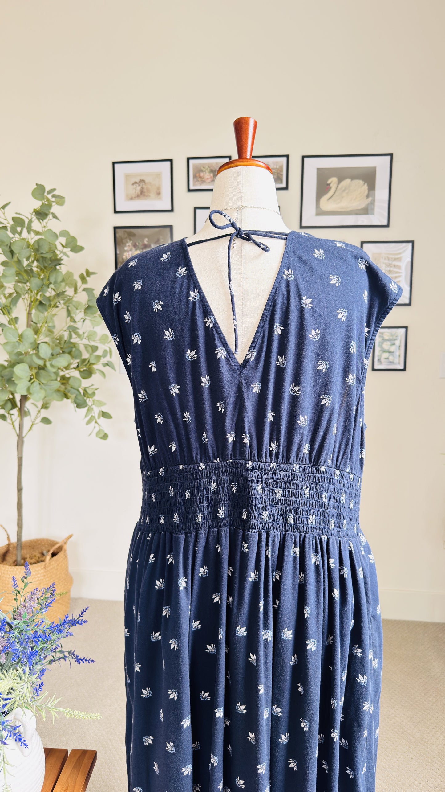 Old Navy Navy Blue Floral Smocked Waist Midi Dress - Size 2X