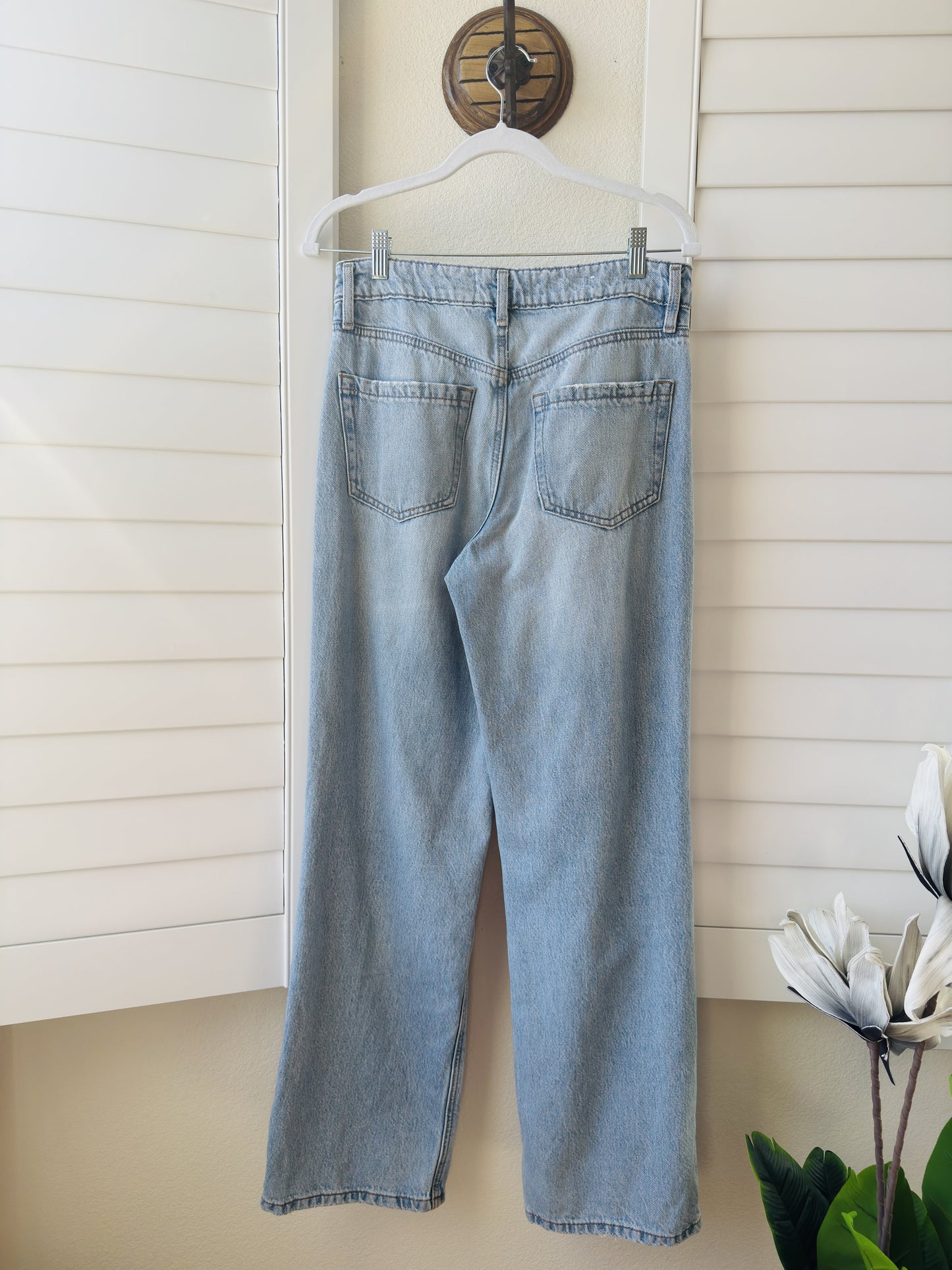 Garage Denim Ample Baggy Distressed Light Wash Jeans Size 5/27