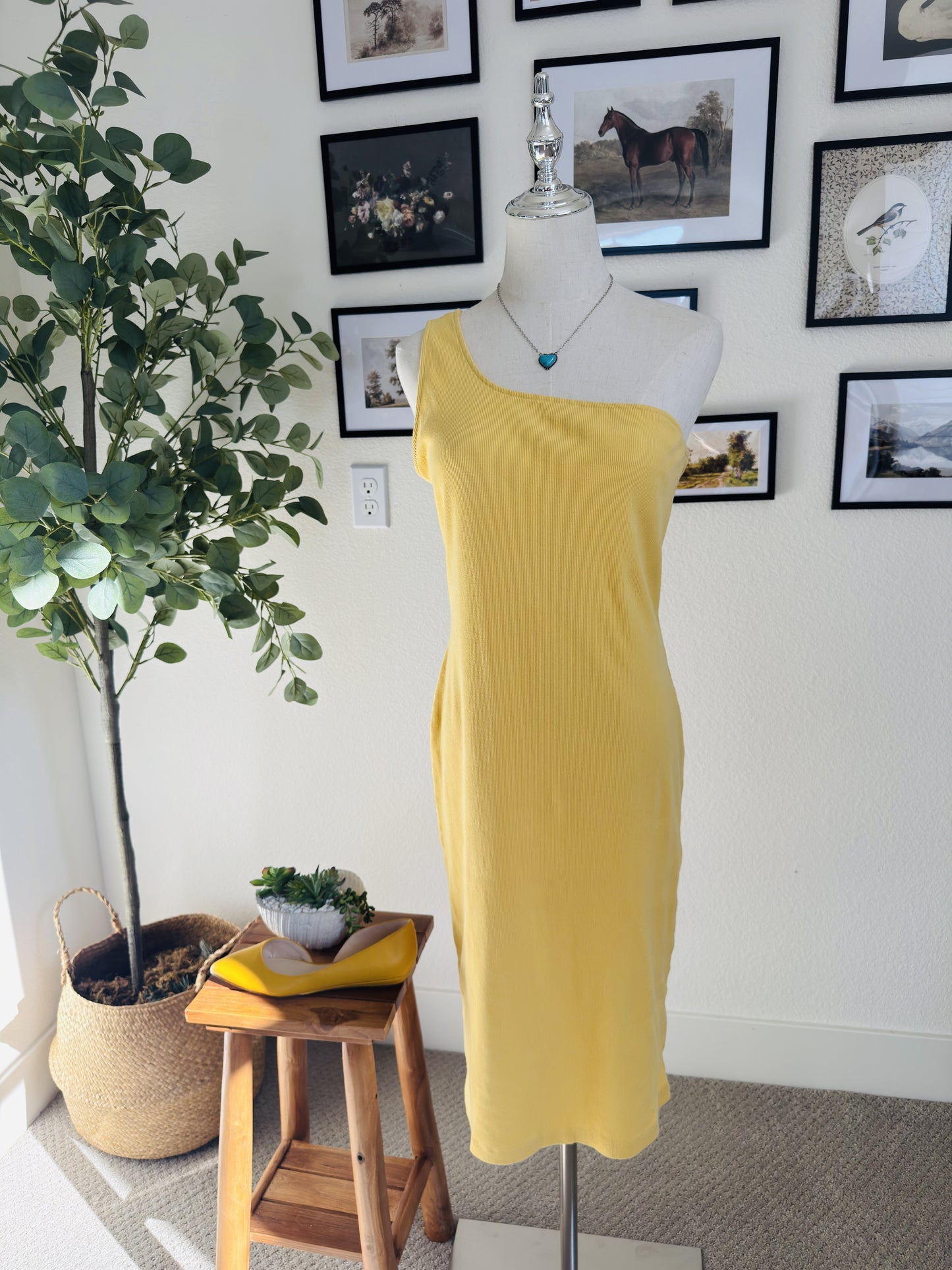 Nine West Yellow One-Shoulder Ribbed Midi Dress - Size XL