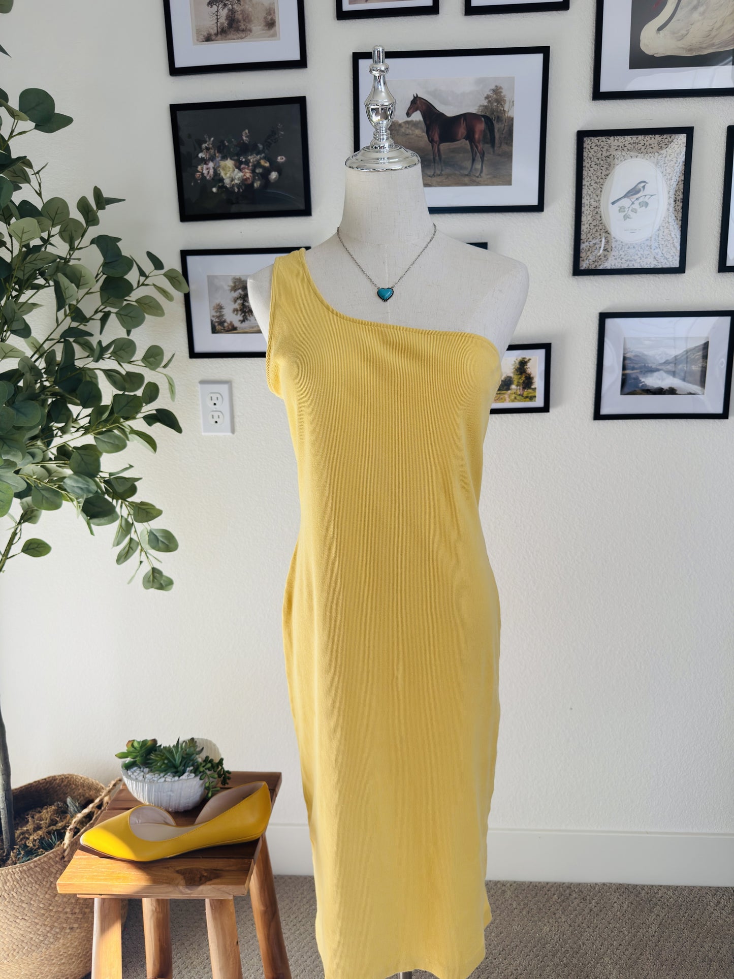 Nine West Yellow One-Shoulder Ribbed Midi Dress - Size XL