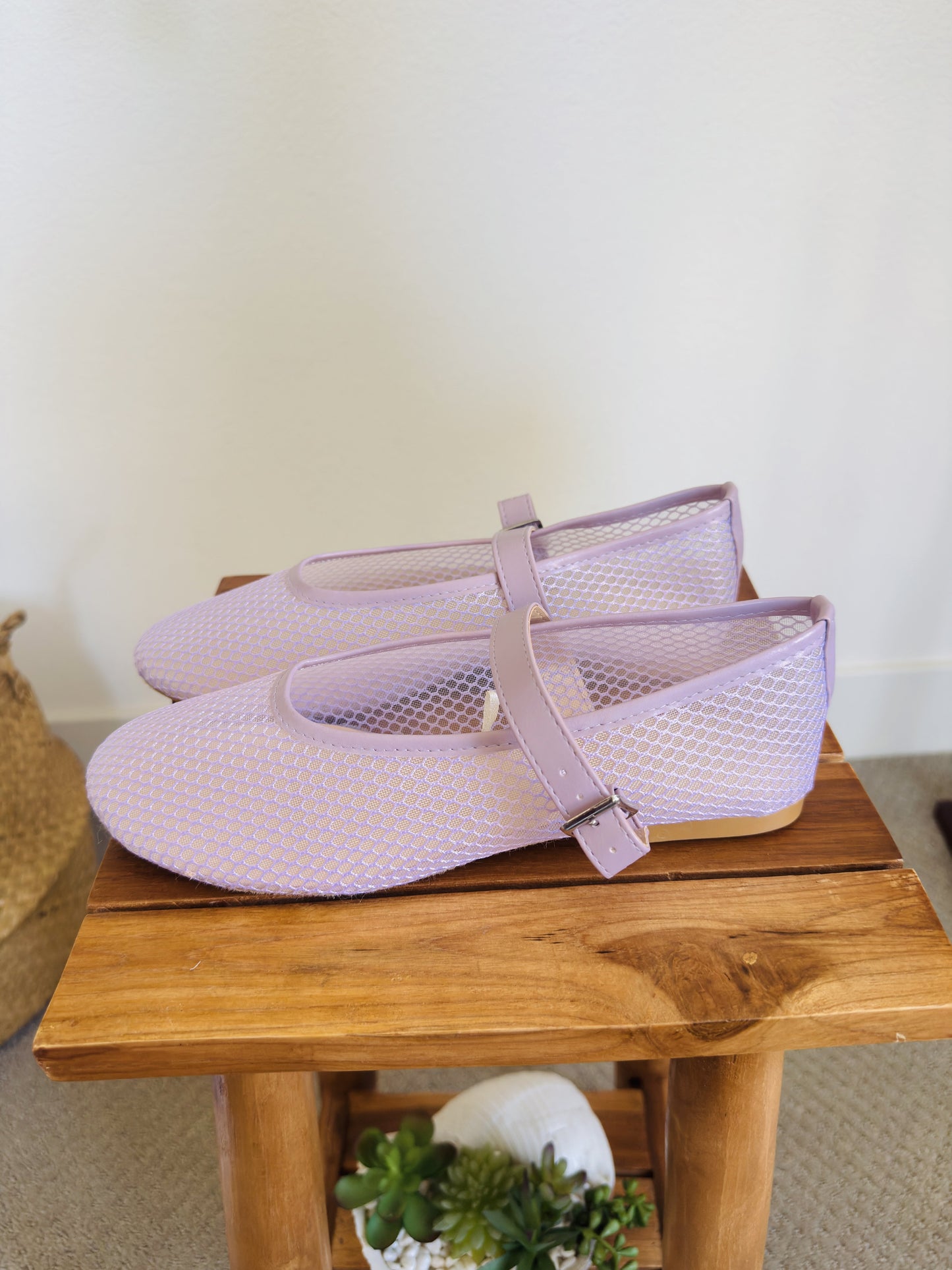 Charlotte Russe Lavender Mesh Mary Jane Flats - Size US 7