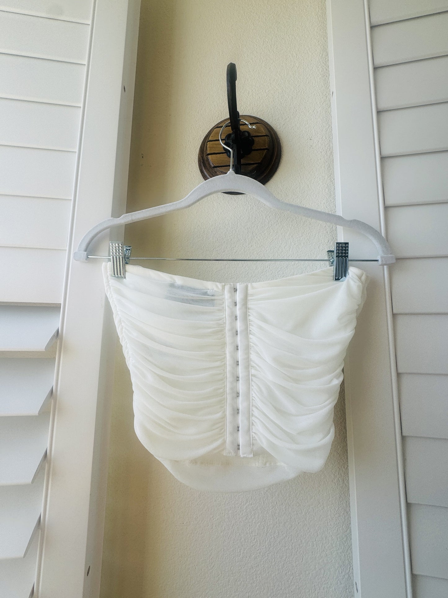 Emprada White Mesh Ruched Strapless Tube Top - Size L