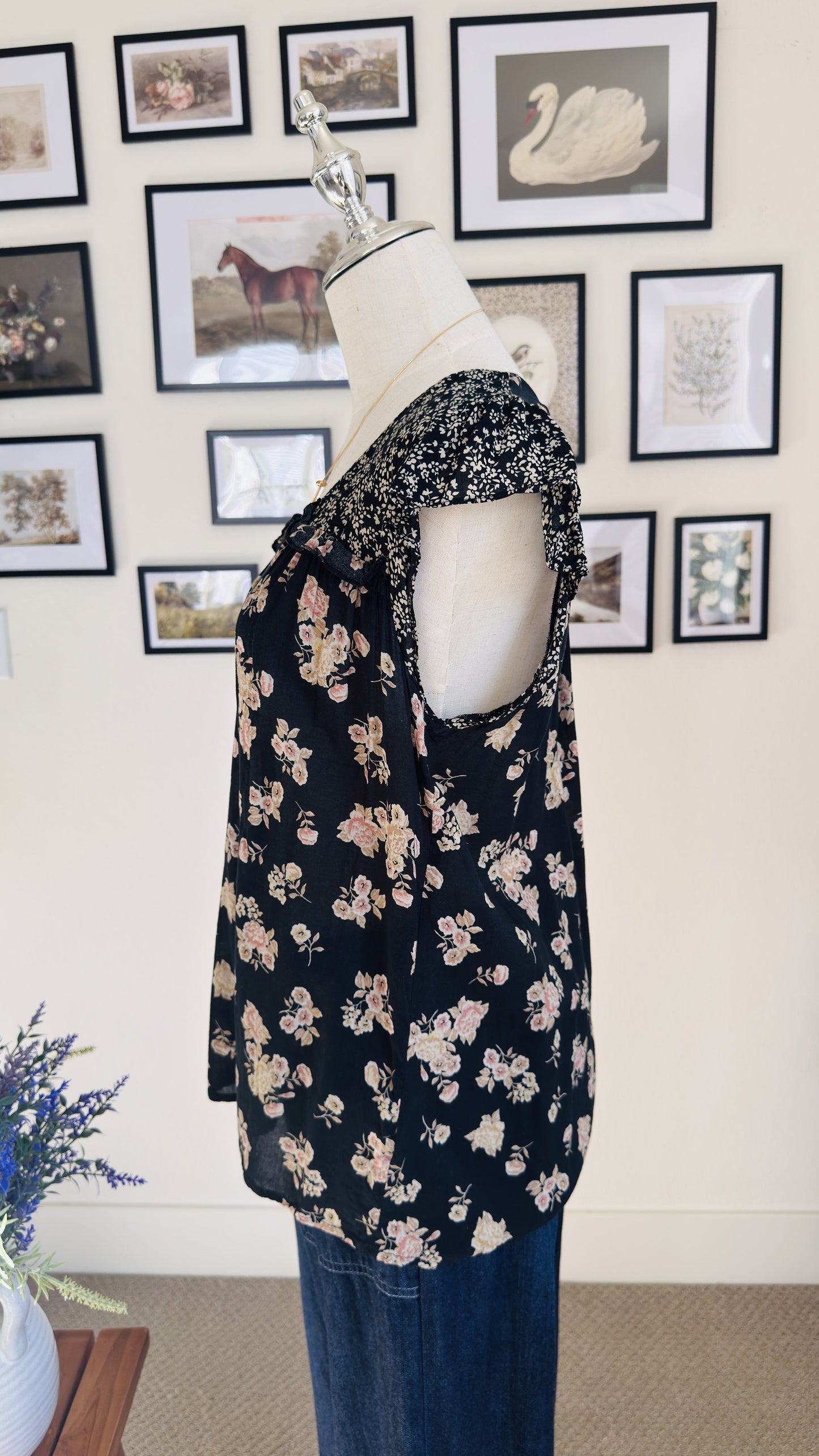 Floral Flutter Sleeve V-Neck Blouse - Size M