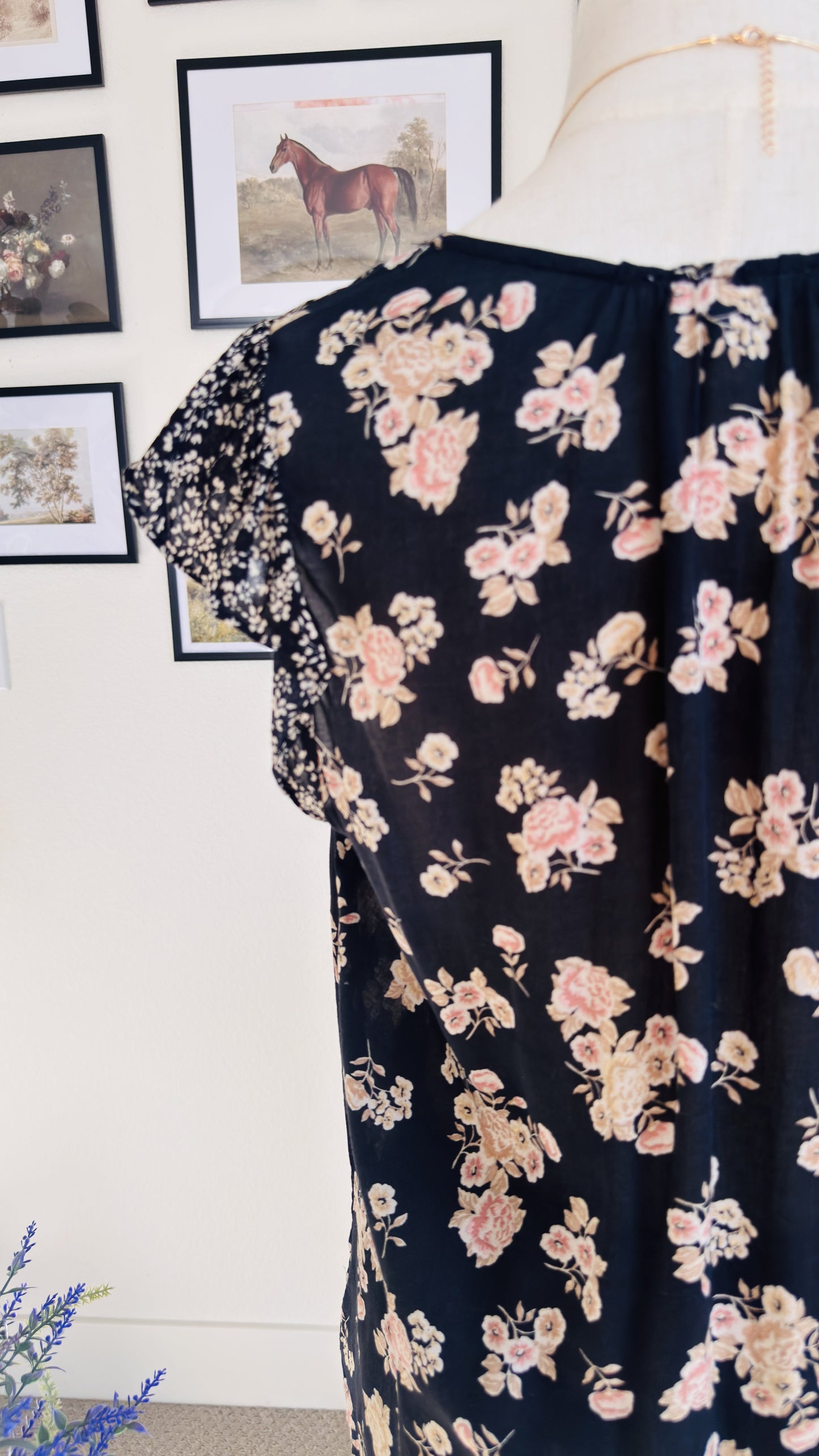 Floral Flutter Sleeve V-Neck Blouse - Size M