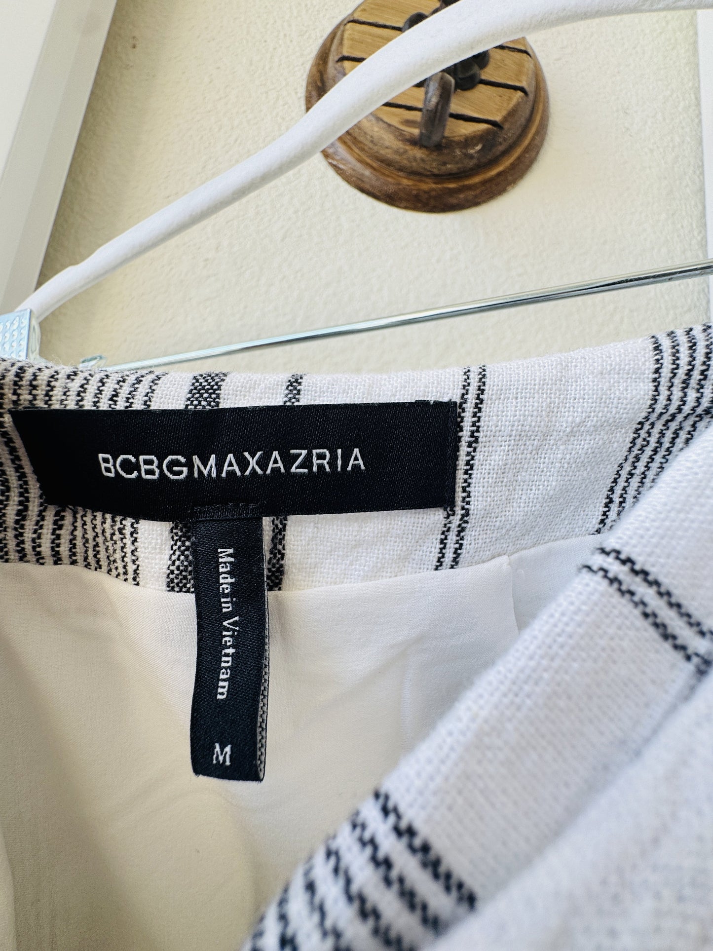 BCBGMAXAZRIA Striped Linen-Blend Wrap Skirt - Size M