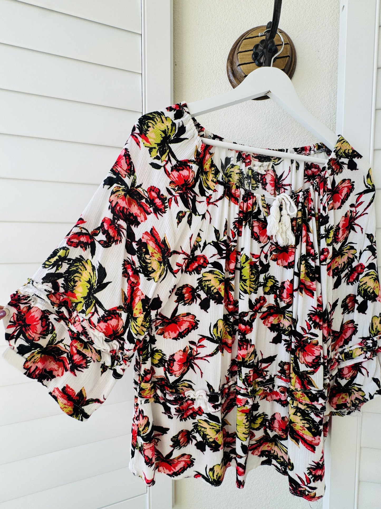 Rachael & Chloe Floral Peasant Blouse Size L