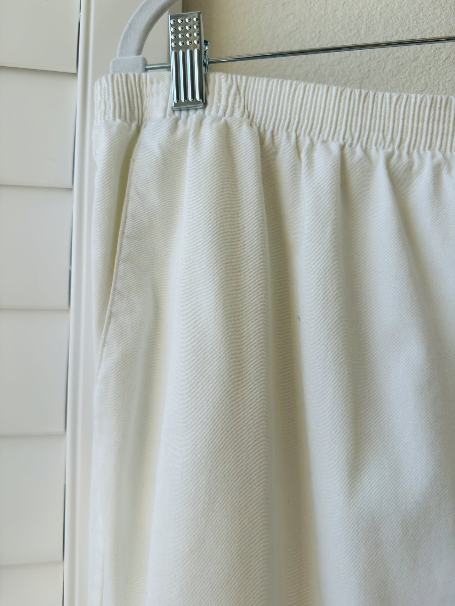Alfred Dunner Woman Cream Elastic Waist Pants Size 18W