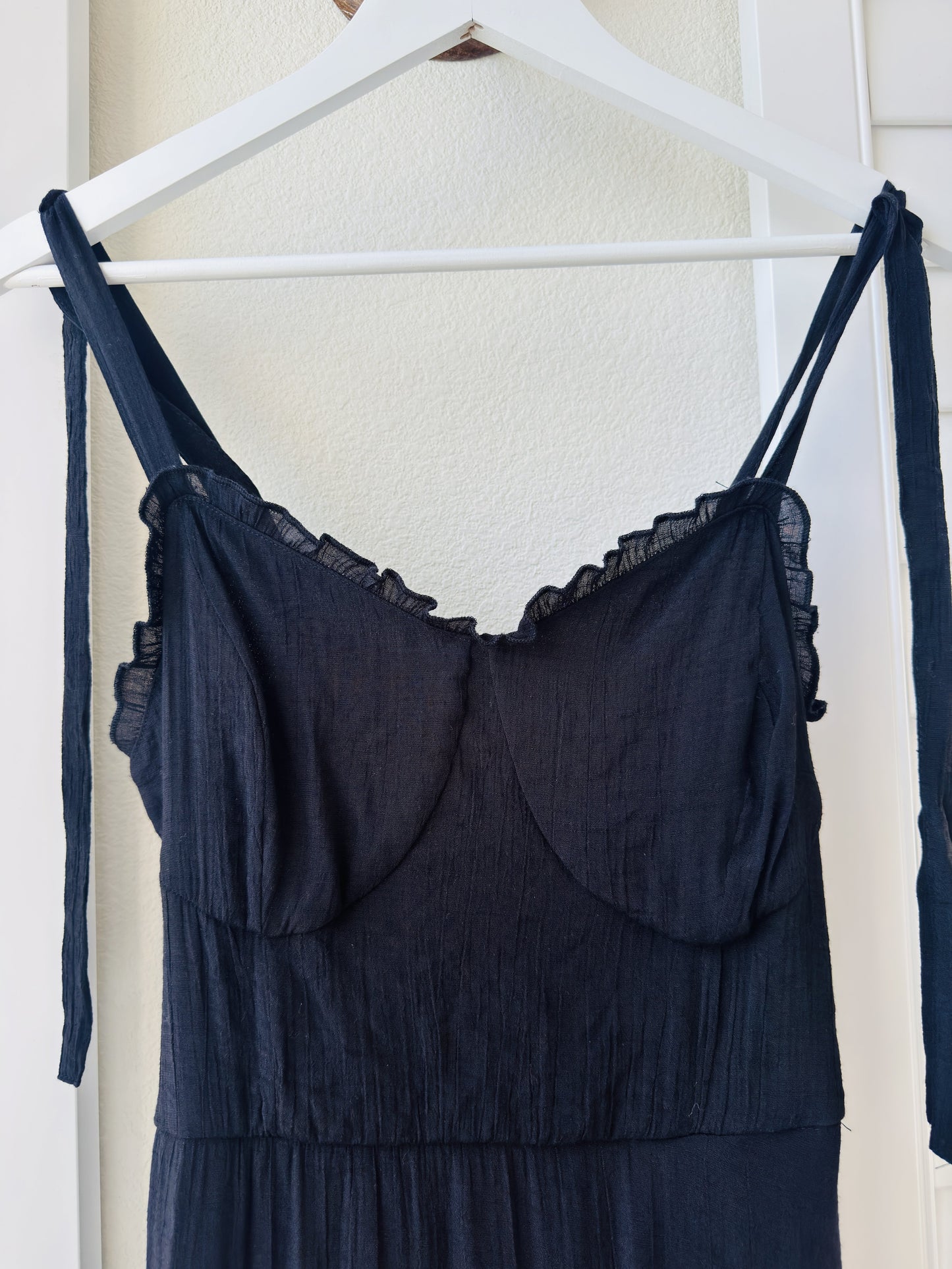 Just Found Black Tie Strap Smocked Maxi Dress - Size M