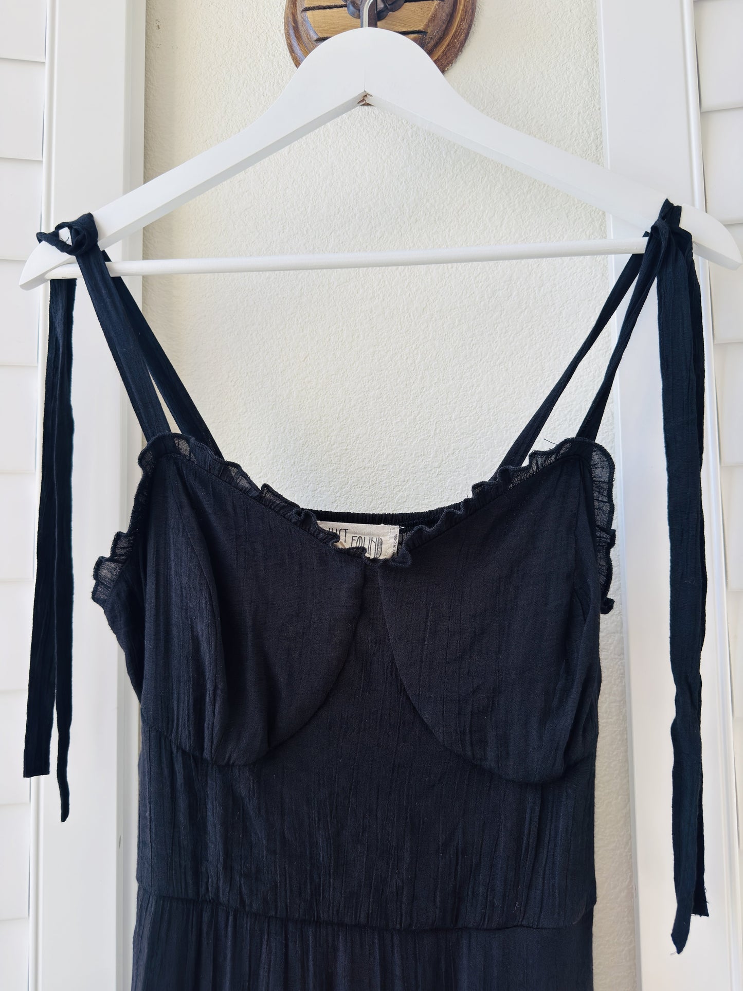 Just Found Black Tie Strap Smocked Maxi Dress - Size M