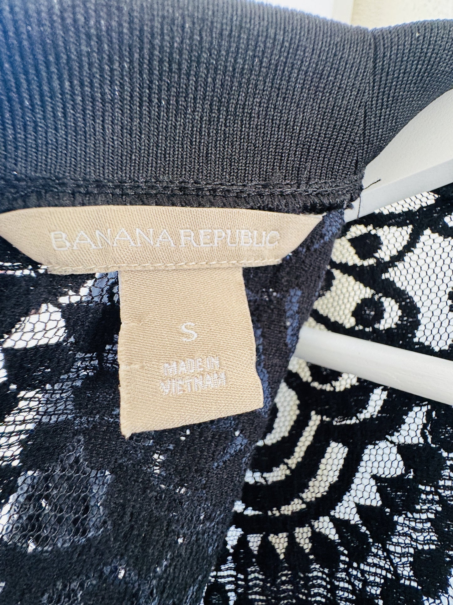 Banana Republic Black Lace Button-Front Cardigan Size S