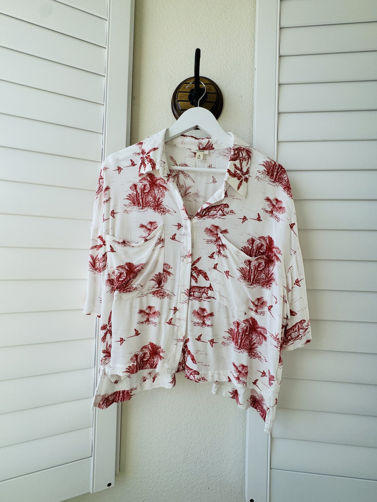 a.n.a A New Approach Red Tropical Toile Shirt Size XL