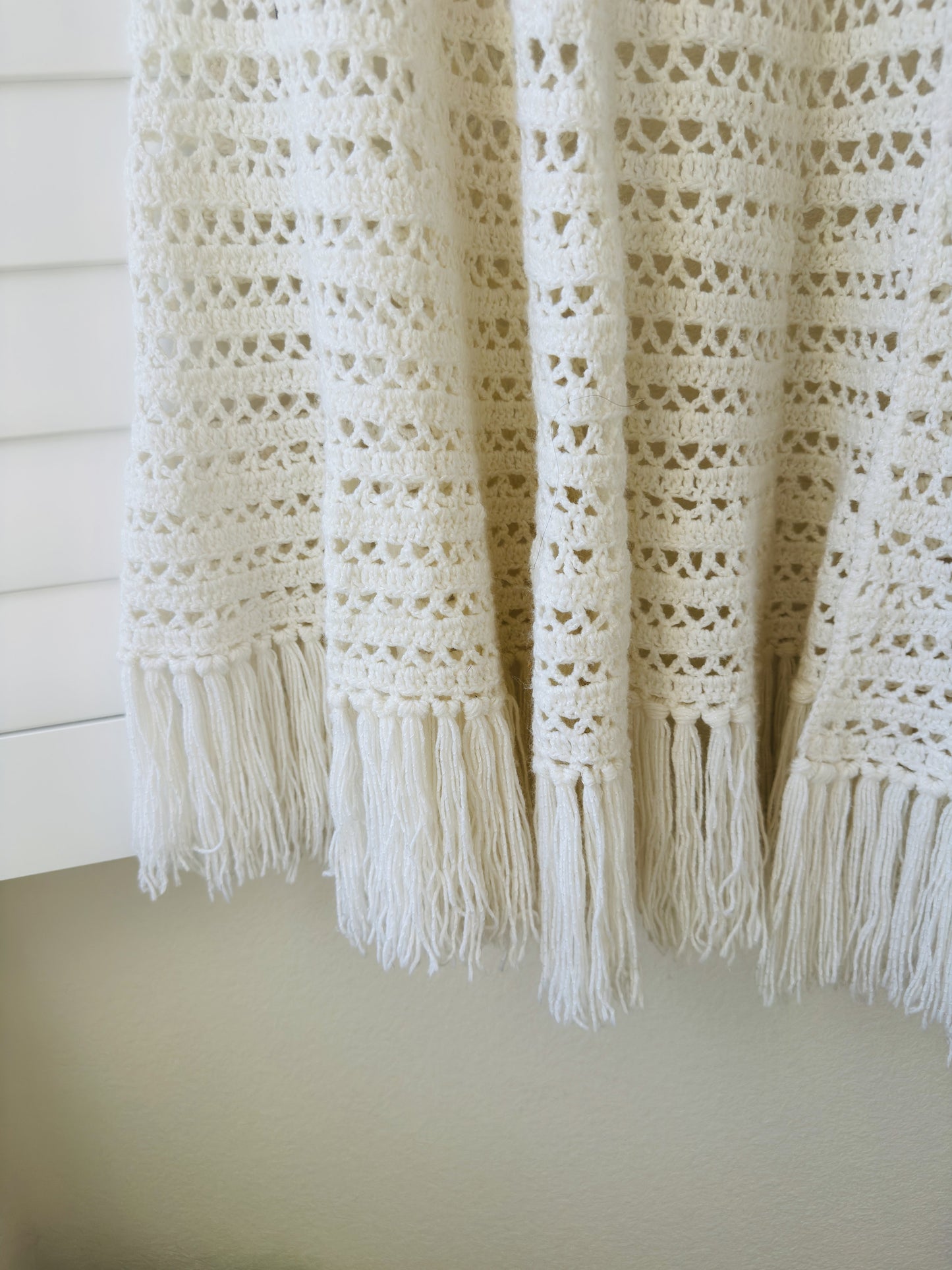 Vintage Handmade Cream Crochet Open Front Fringe Shawl Wrap