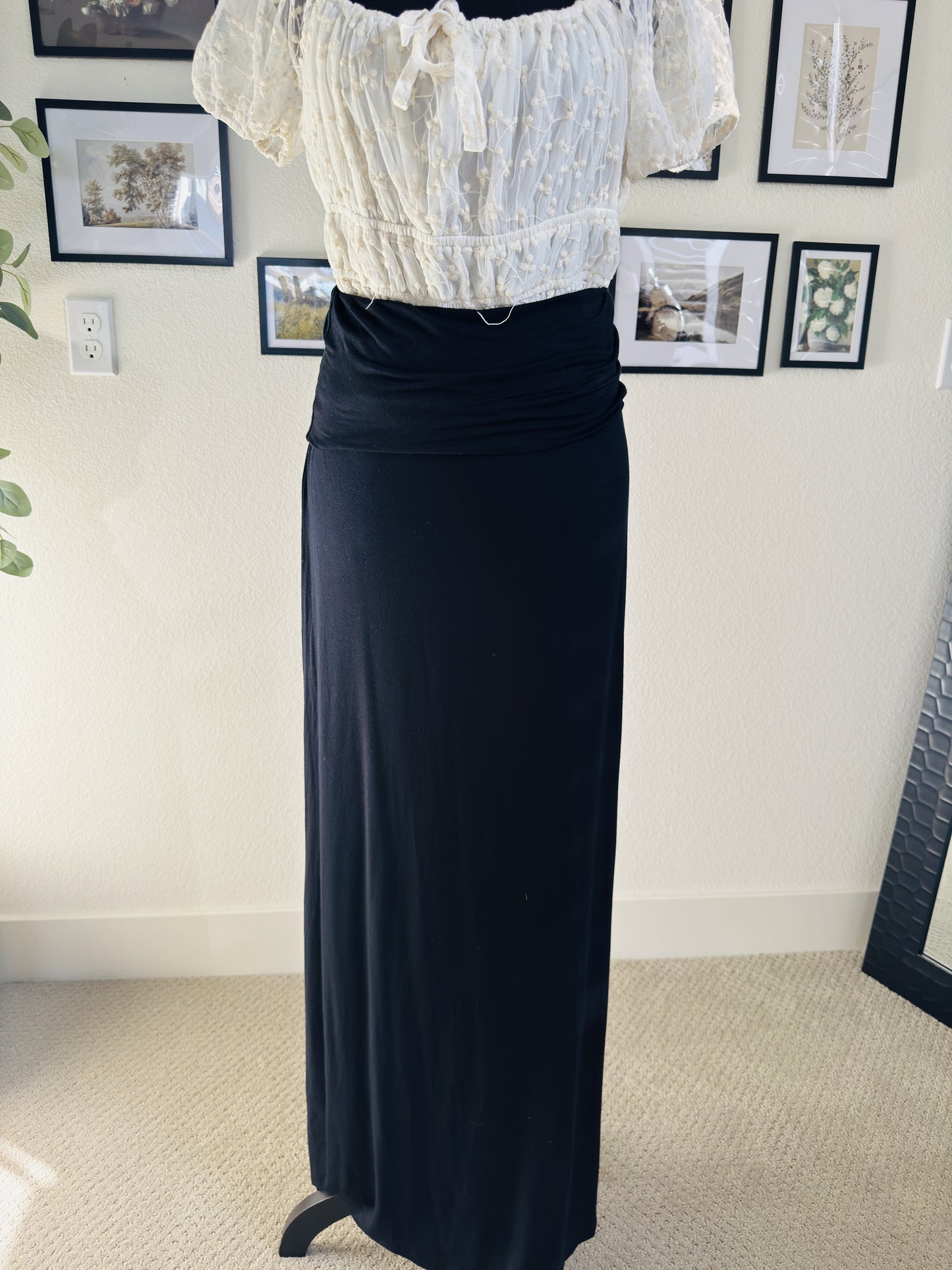 Willi Smith Black Fold-Over Maxi Skirt - Size S