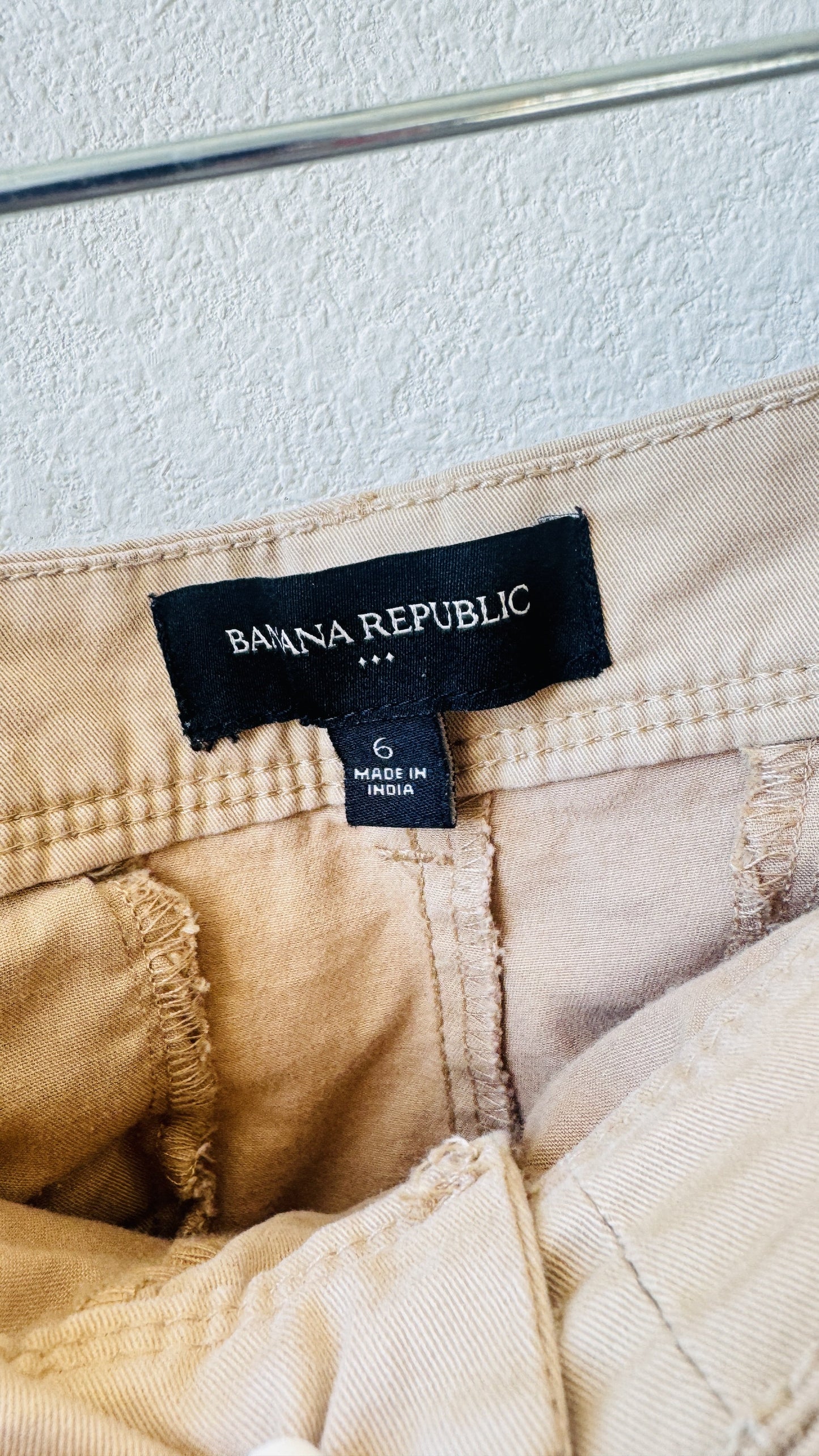 Banana Republic Stretch Cotton Chino Shorts Size 6