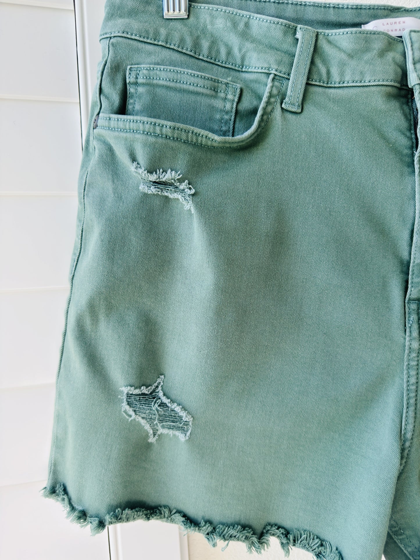 LC Lauren Conrad Sage Green Distressed Denim Shorts Size 14