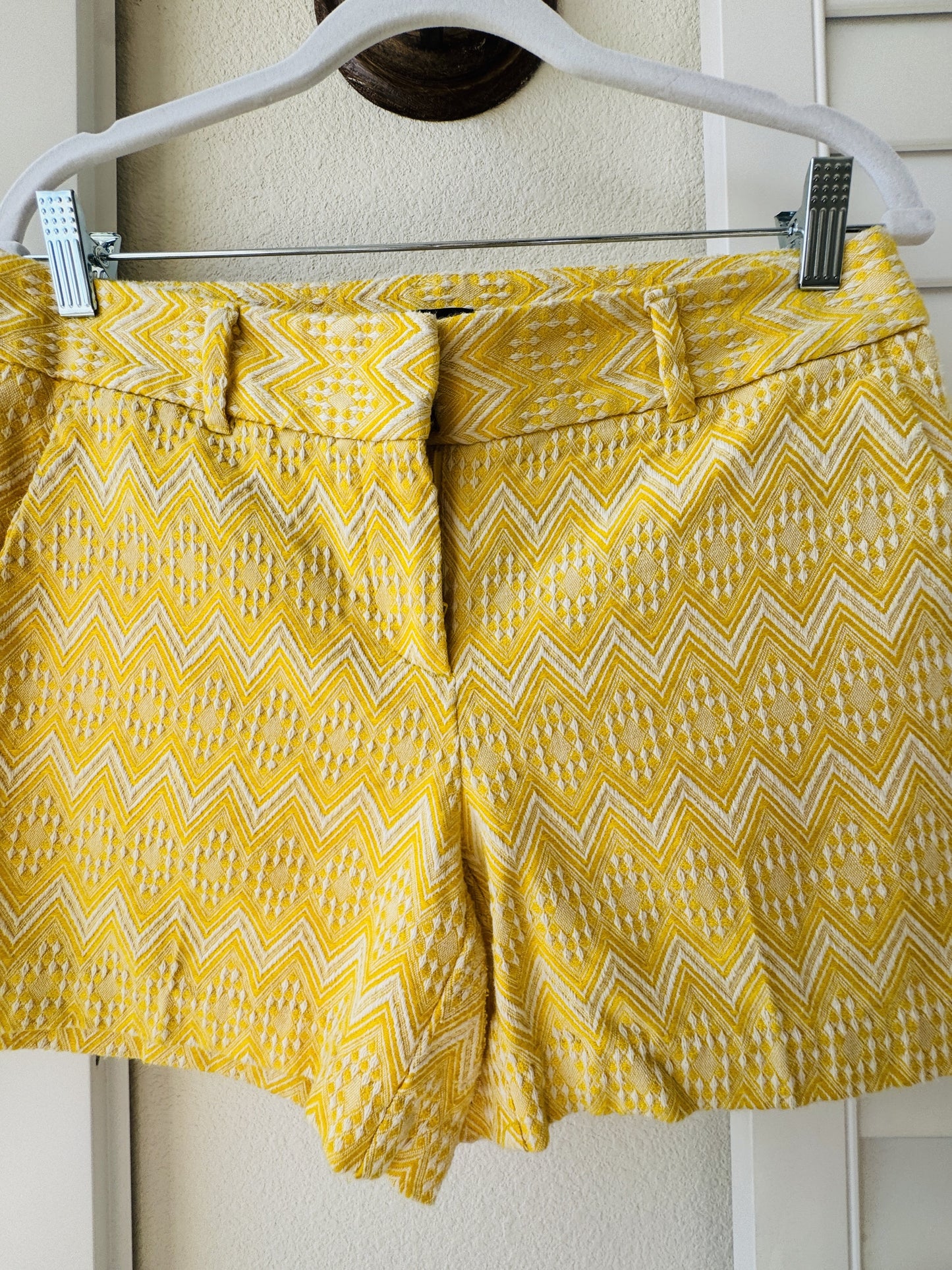 Ann Taylor Factory Yellow Chevron Woven Shorts - Size 4