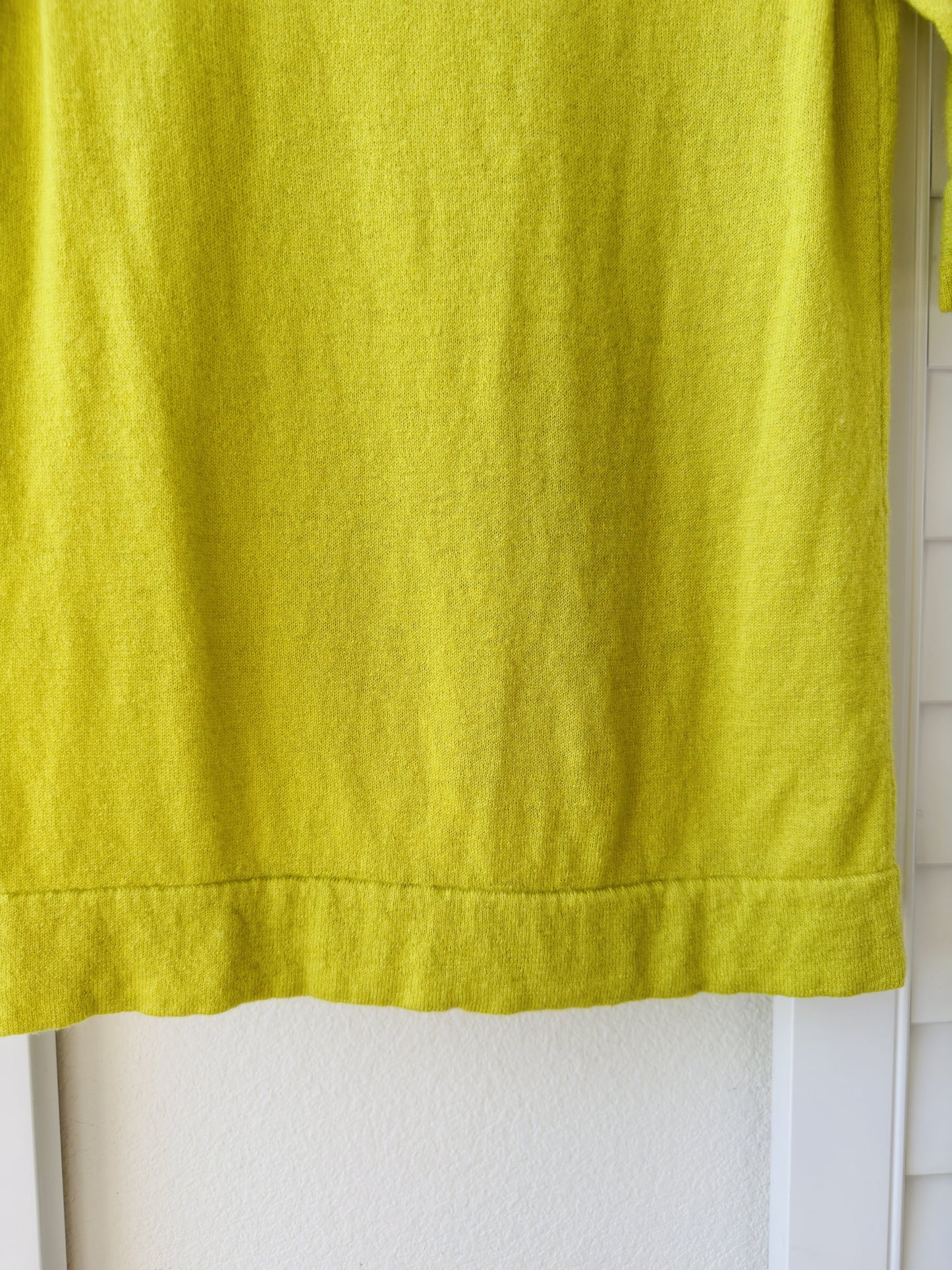 BCBGMAXAZRIA Chartreuse Merino Wool Cashmere Knit Top - Size XXS