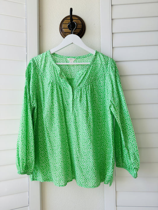 Caslon Green Floral Print Split Neck Blouse - Size L