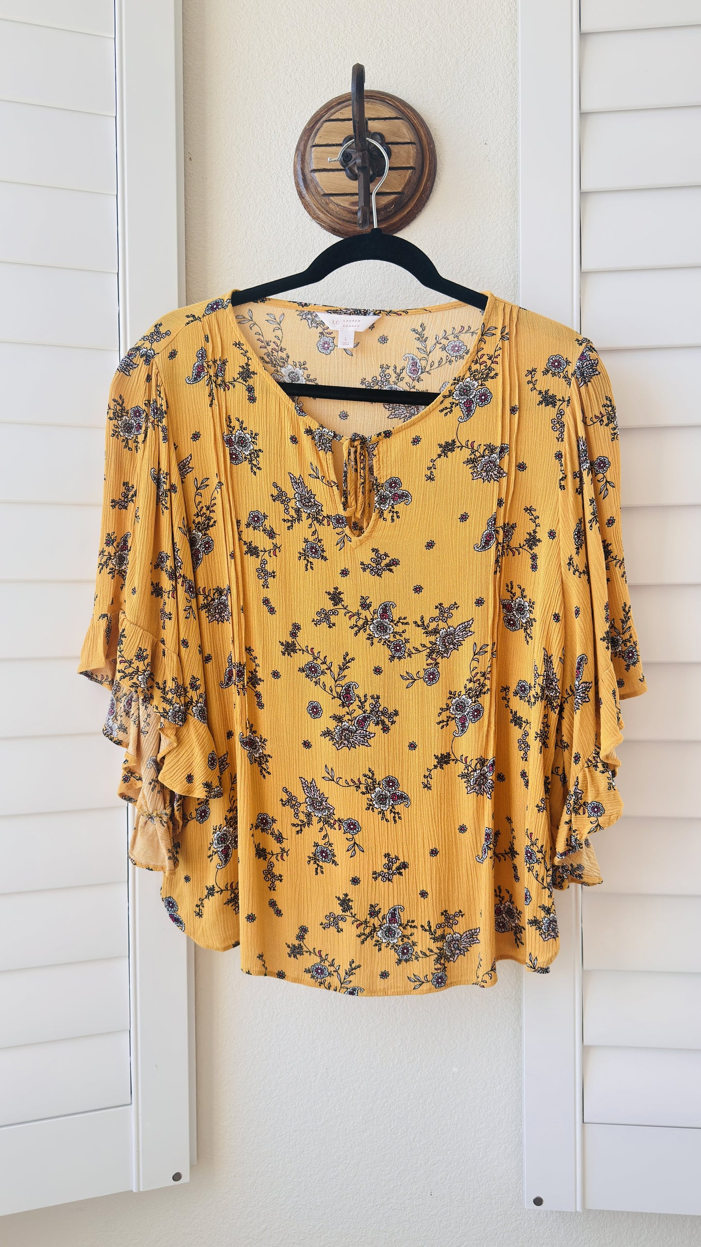 LC Lauren Conrad Yellow Floral Flutter Sleeve Boho Blouse - Size L