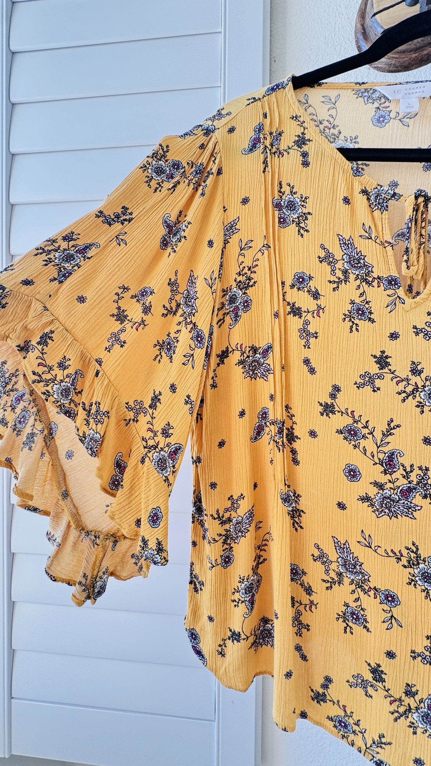 LC Lauren Conrad Yellow Floral Flutter Sleeve Boho Blouse - Size L