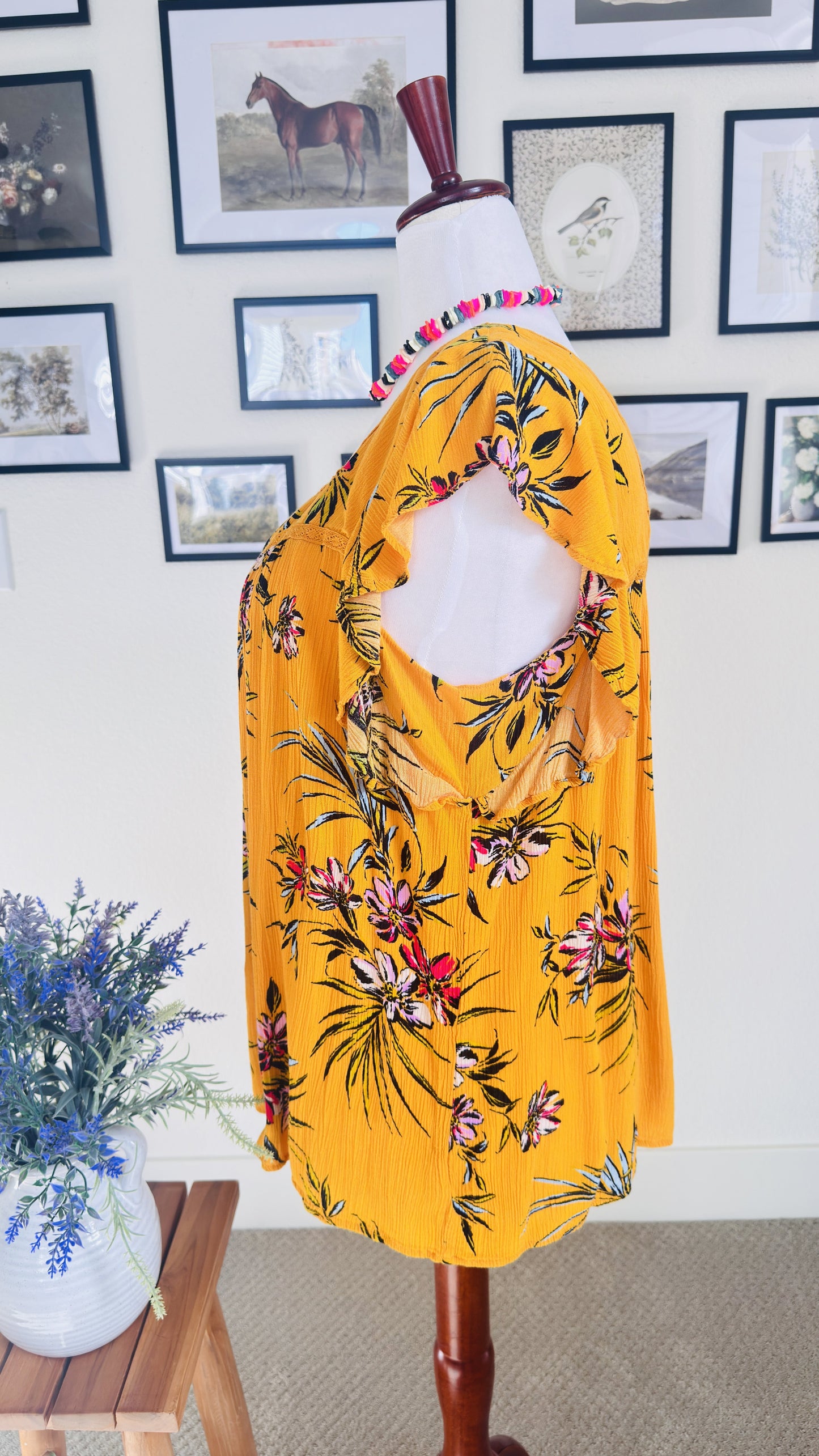 Jessica Simpson Tropical Floral Flutter Sleeve Top Size 2X