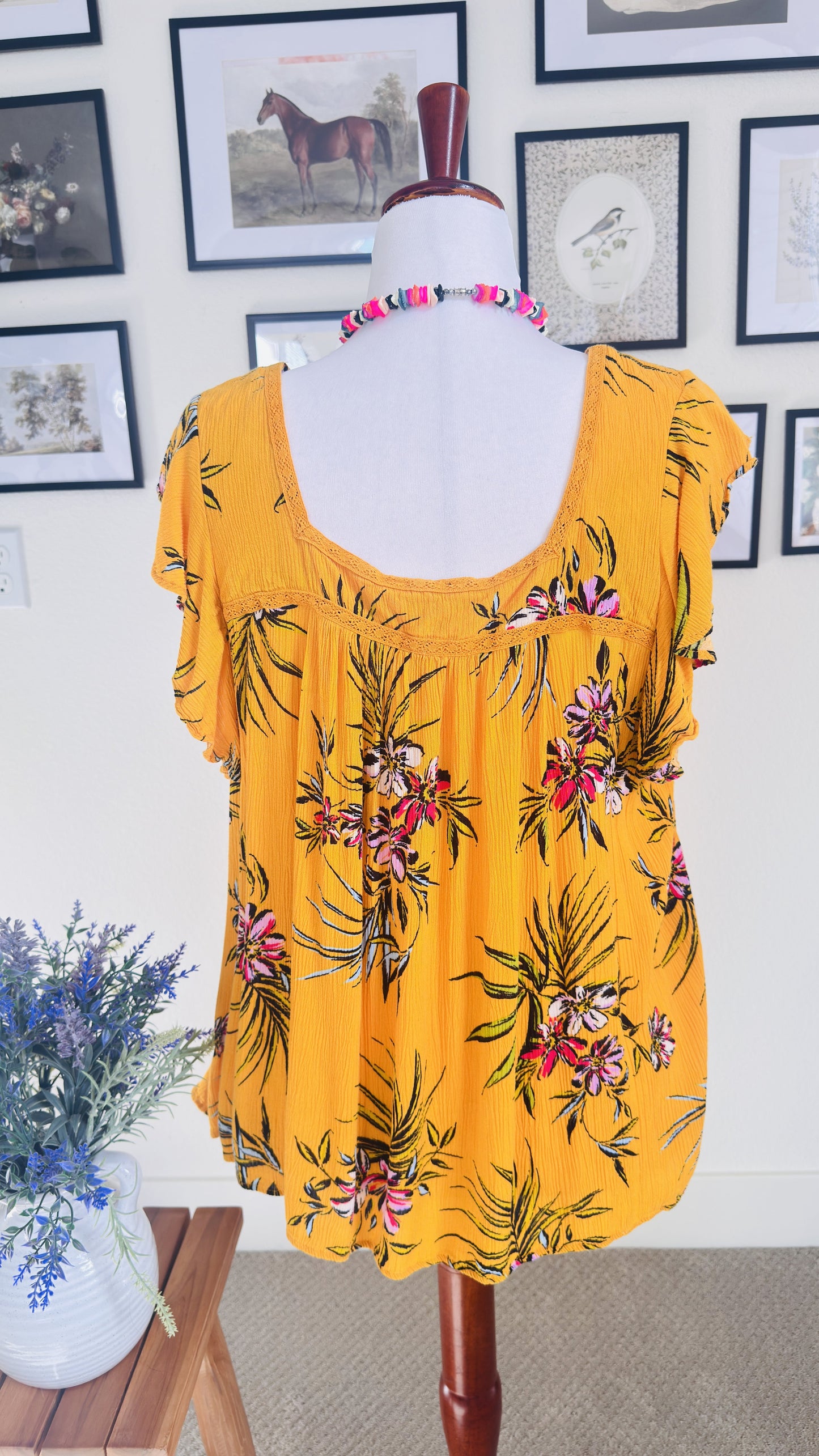 Jessica Simpson Tropical Floral Flutter Sleeve Top Size 2X