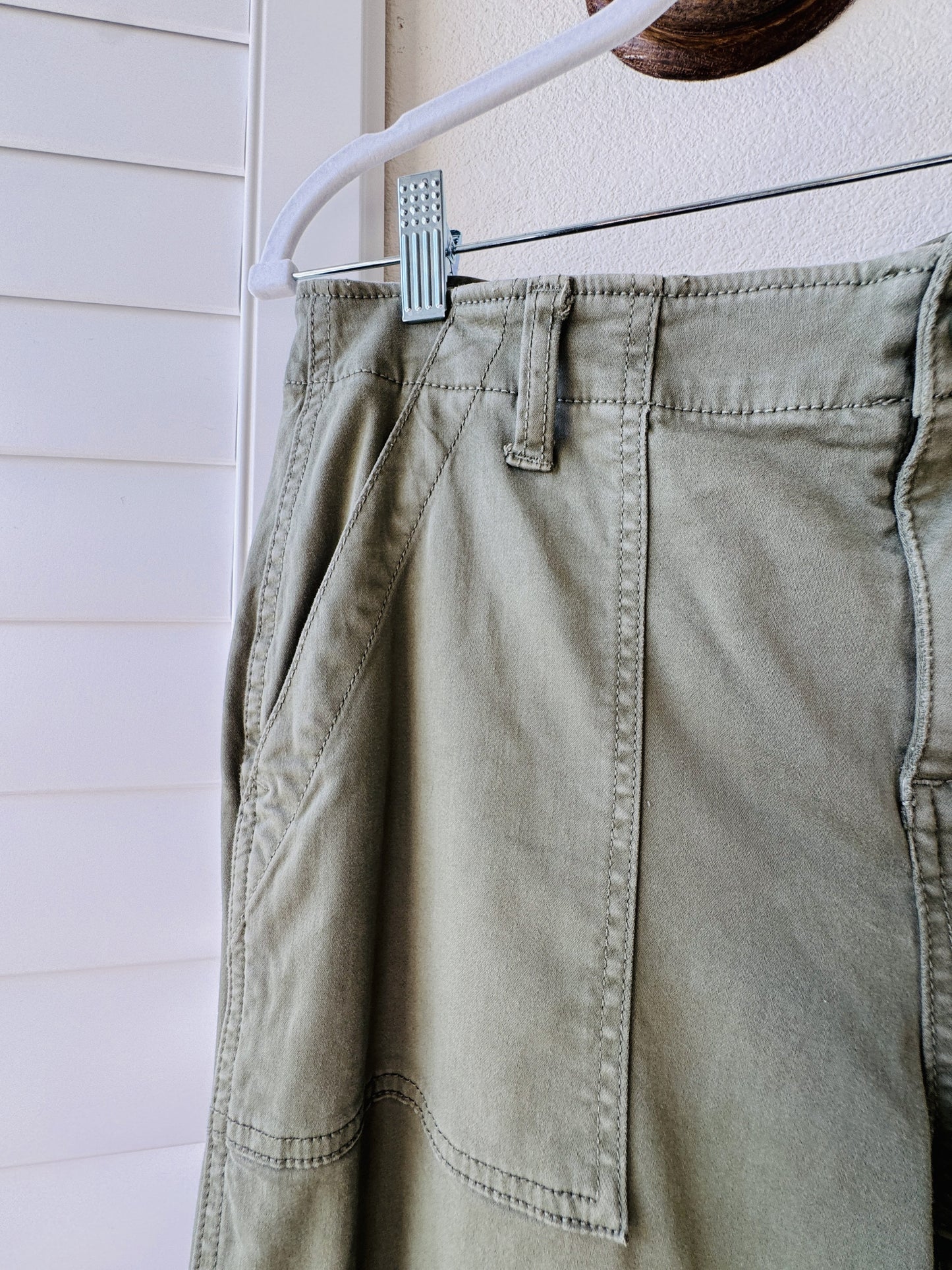 Liverpool Los Angeles Olive Green Wide Leg Utility Pants Size 10