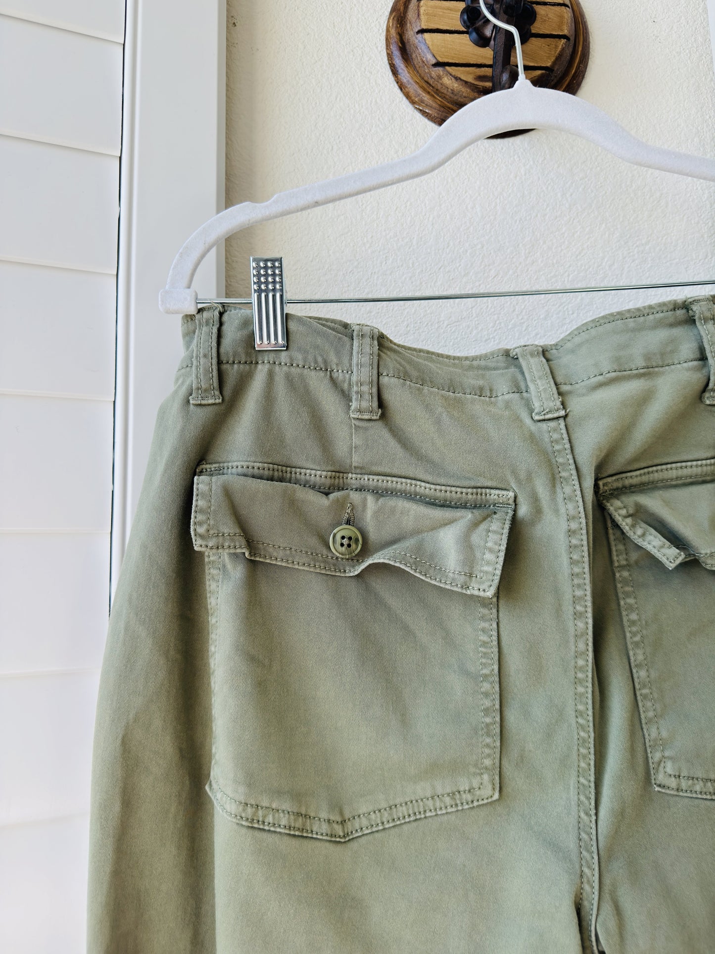 Liverpool Los Angeles Olive Green Wide Leg Utility Pants Size 10