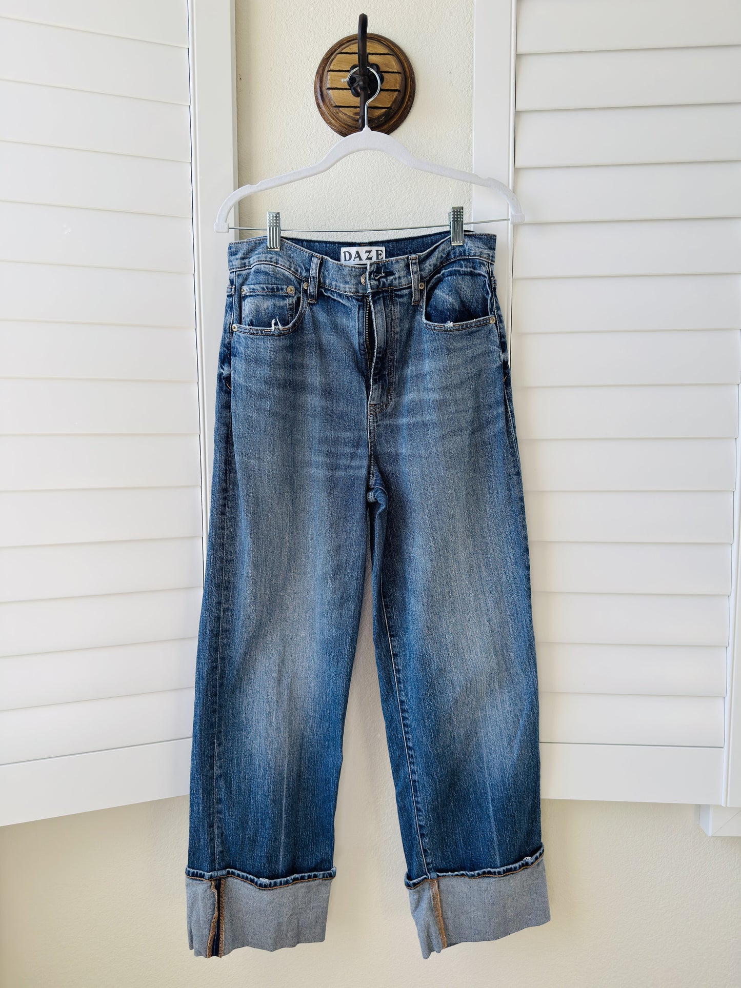 Daze Denim Tough Love High Rise Wide Leg Cuffed Jeans Size 28
