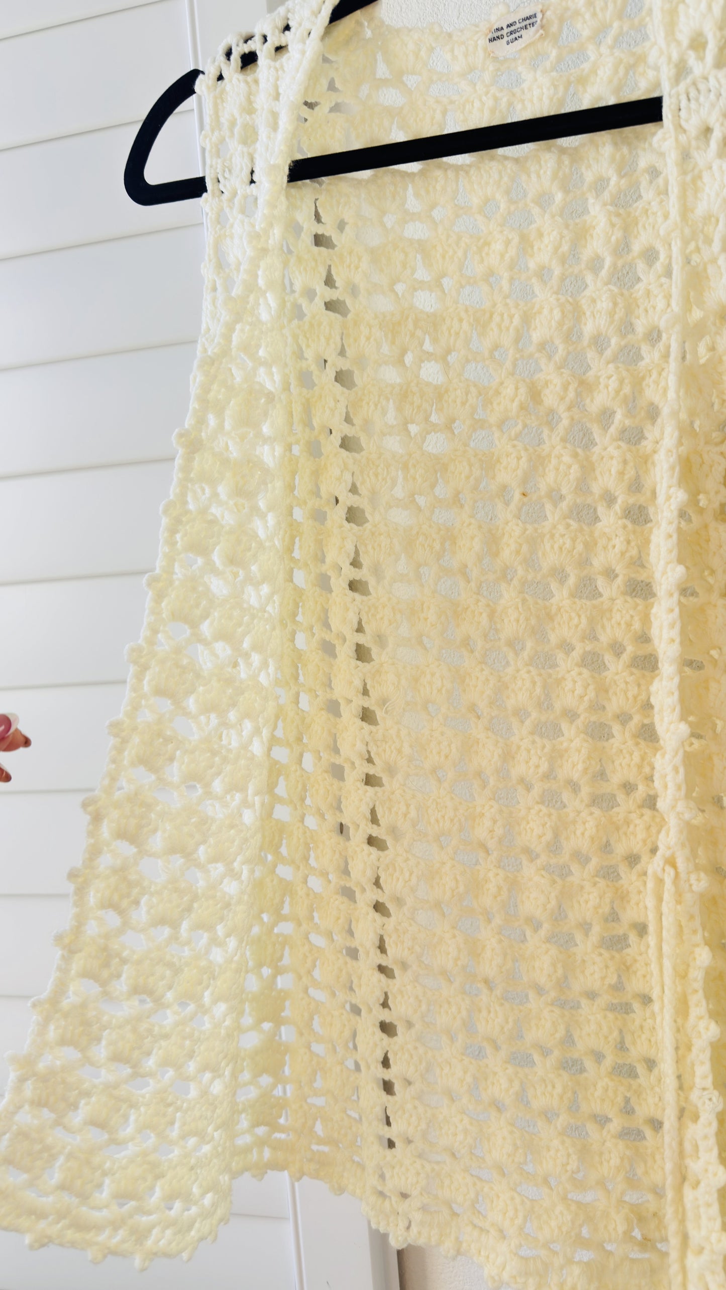 Tina and Charlie Vintage Hand Crocheted Cream Vest - Size M