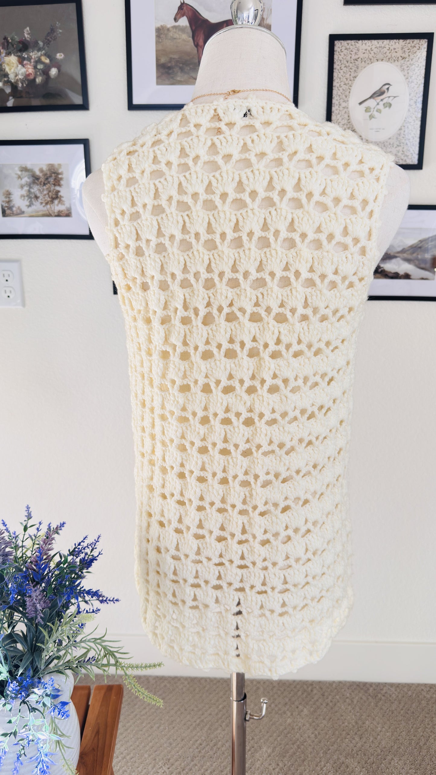 Tina and Charlie Vintage Hand Crocheted Cream Vest - Size M