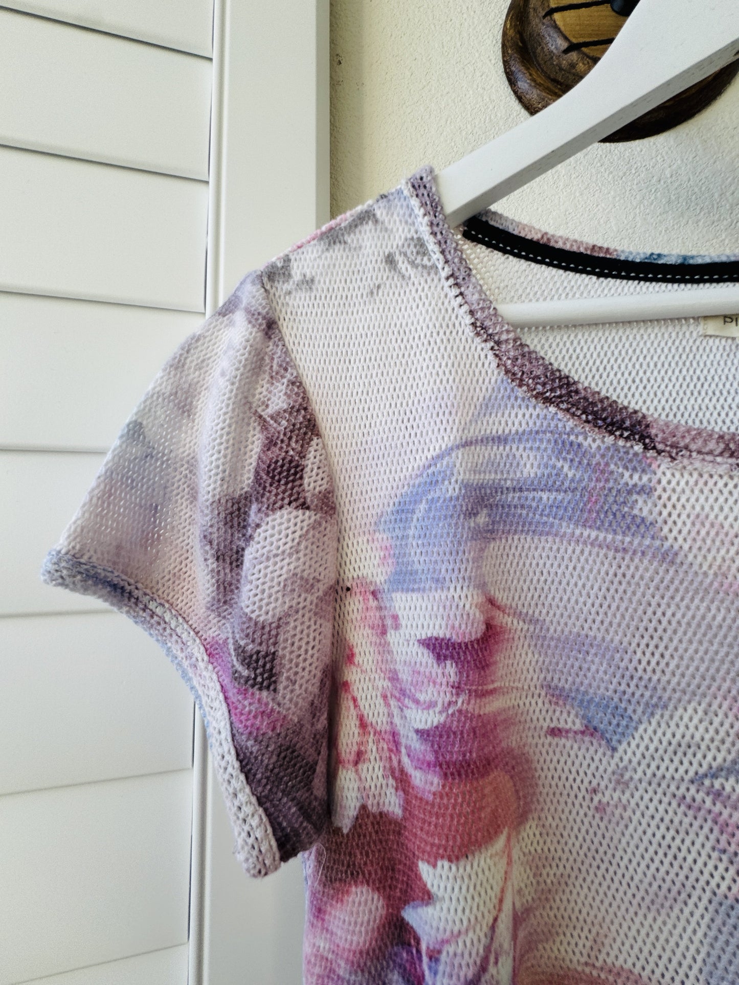Pilcro Abstract Floral Mesh Short Sleeve Top - Size S