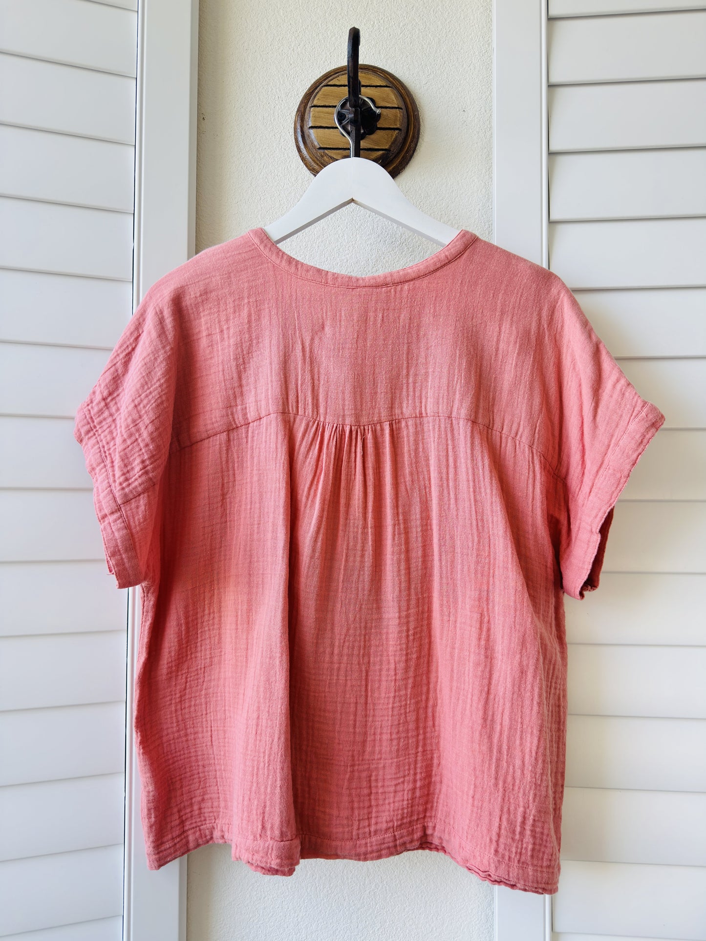 a.n.a Coral Double Gauze Henley Top - Size L