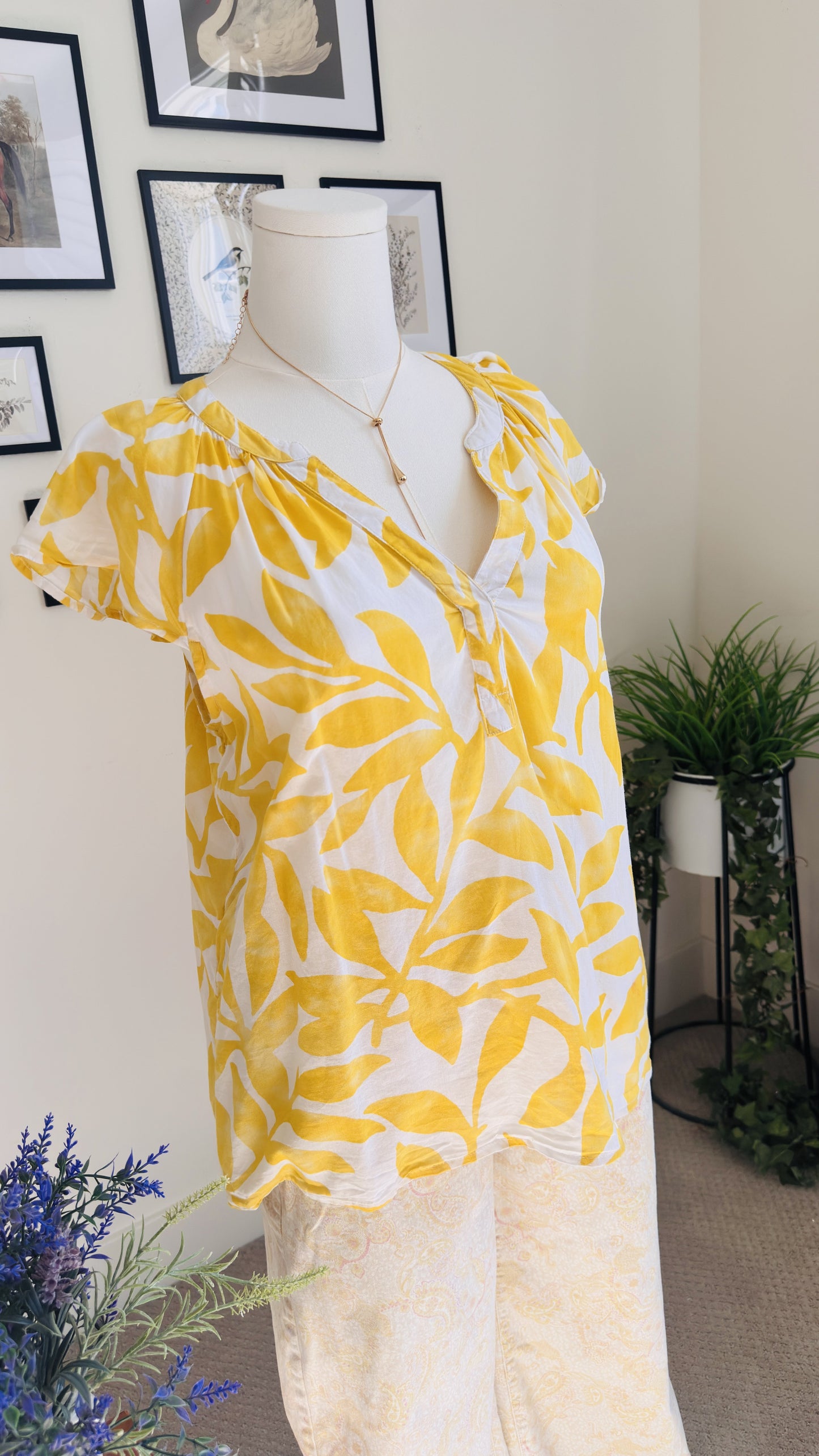 Sonoma Goods for Life Yellow Leaf Print Short Sleeve Blouse - Size L