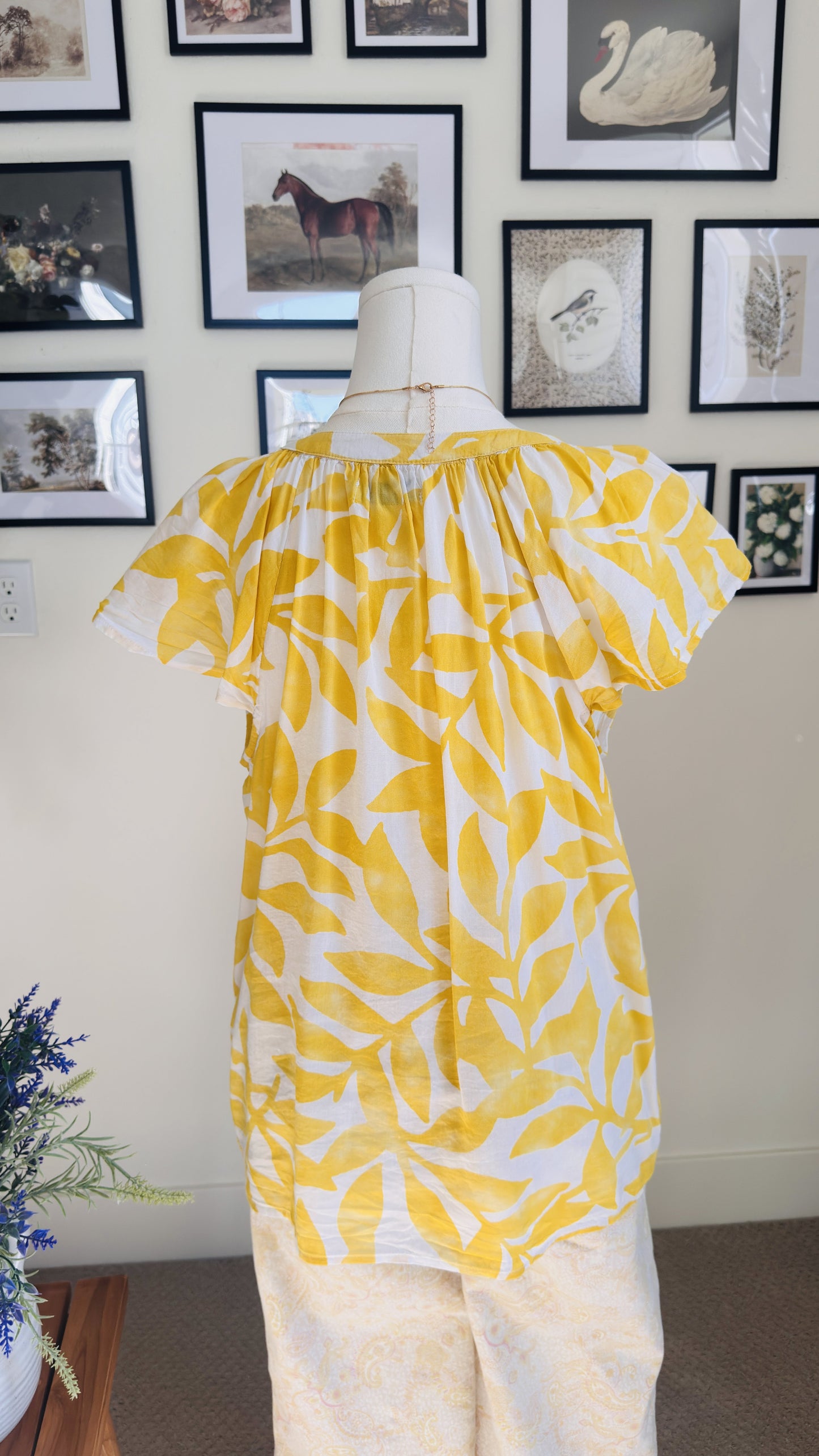 Sonoma Goods for Life Yellow Leaf Print Short Sleeve Blouse - Size L