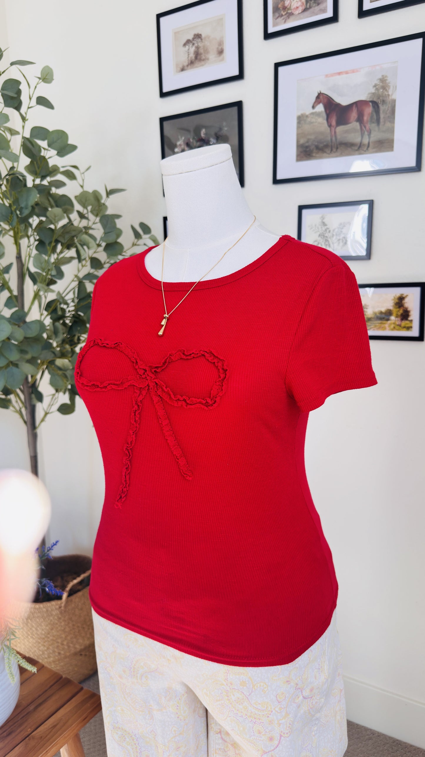 Pretty Garbage Red Ribbed Bow Applique Short Sleeve Top - Size M