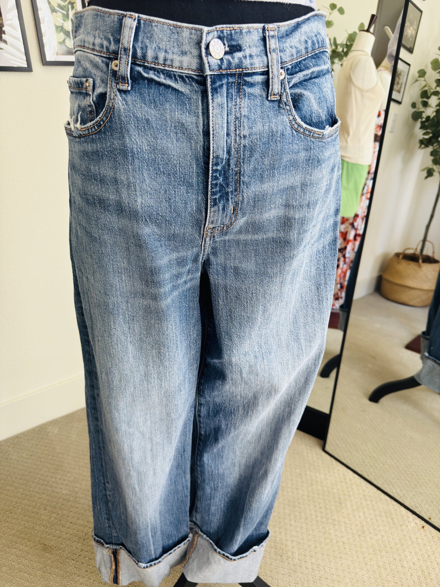 Daze Denim Tough Love High Rise Wide Leg Cuffed Jeans Size 28