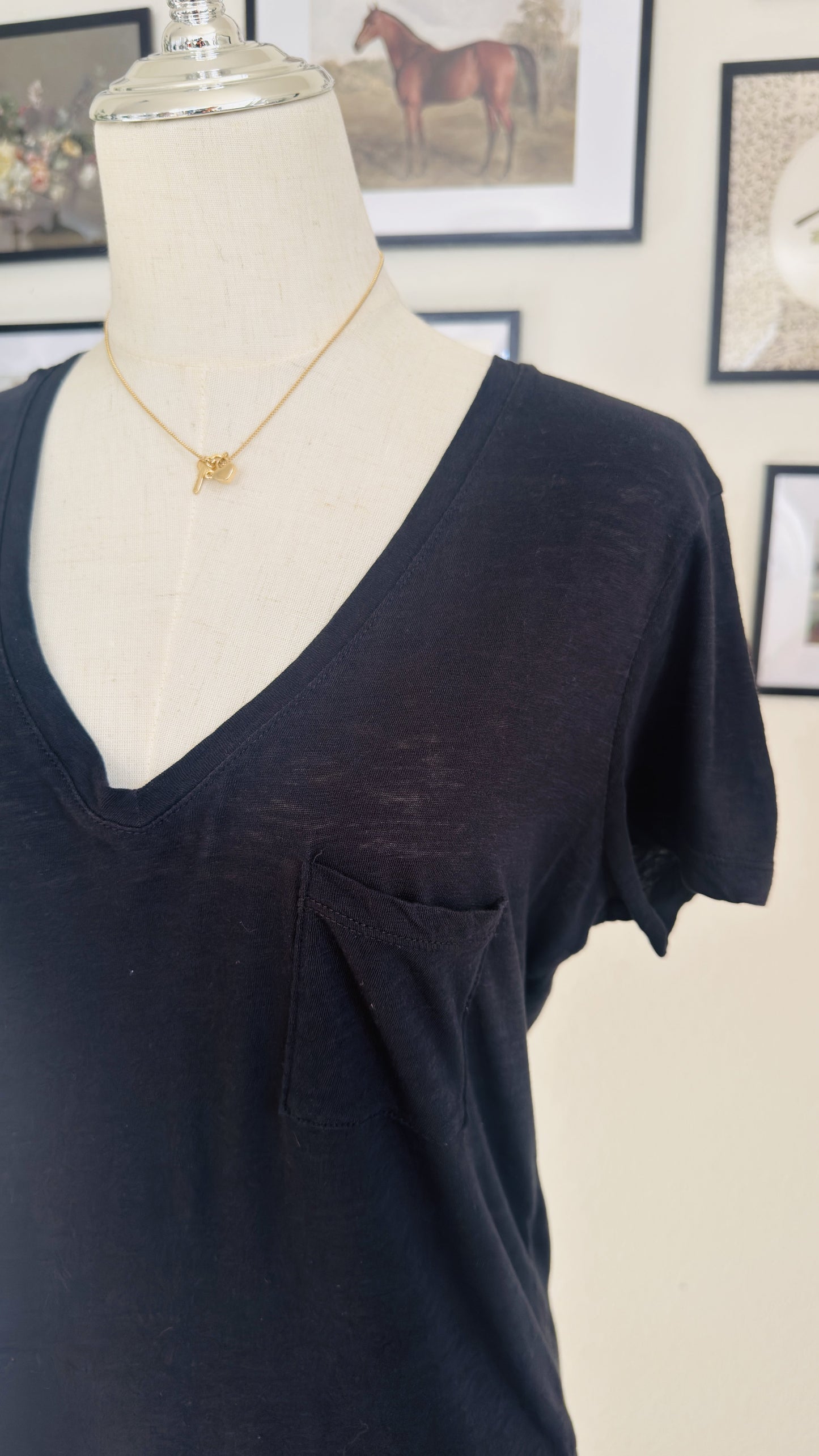 Madewell Black V-Neck Pocket T-Shirt Size S
