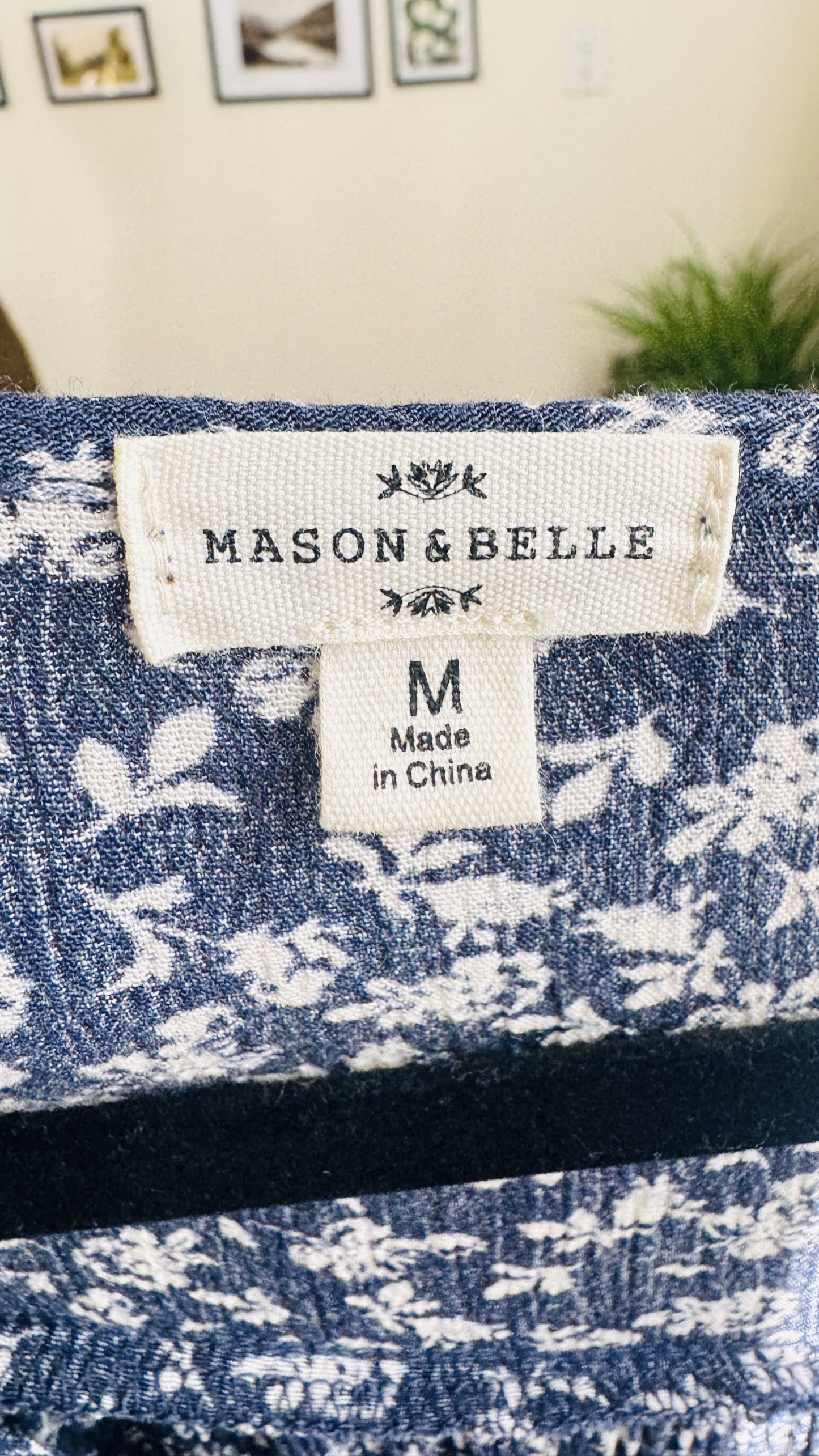 Mason & Belle Navy Floral Long Sleeve Embroidered Blouse Size M