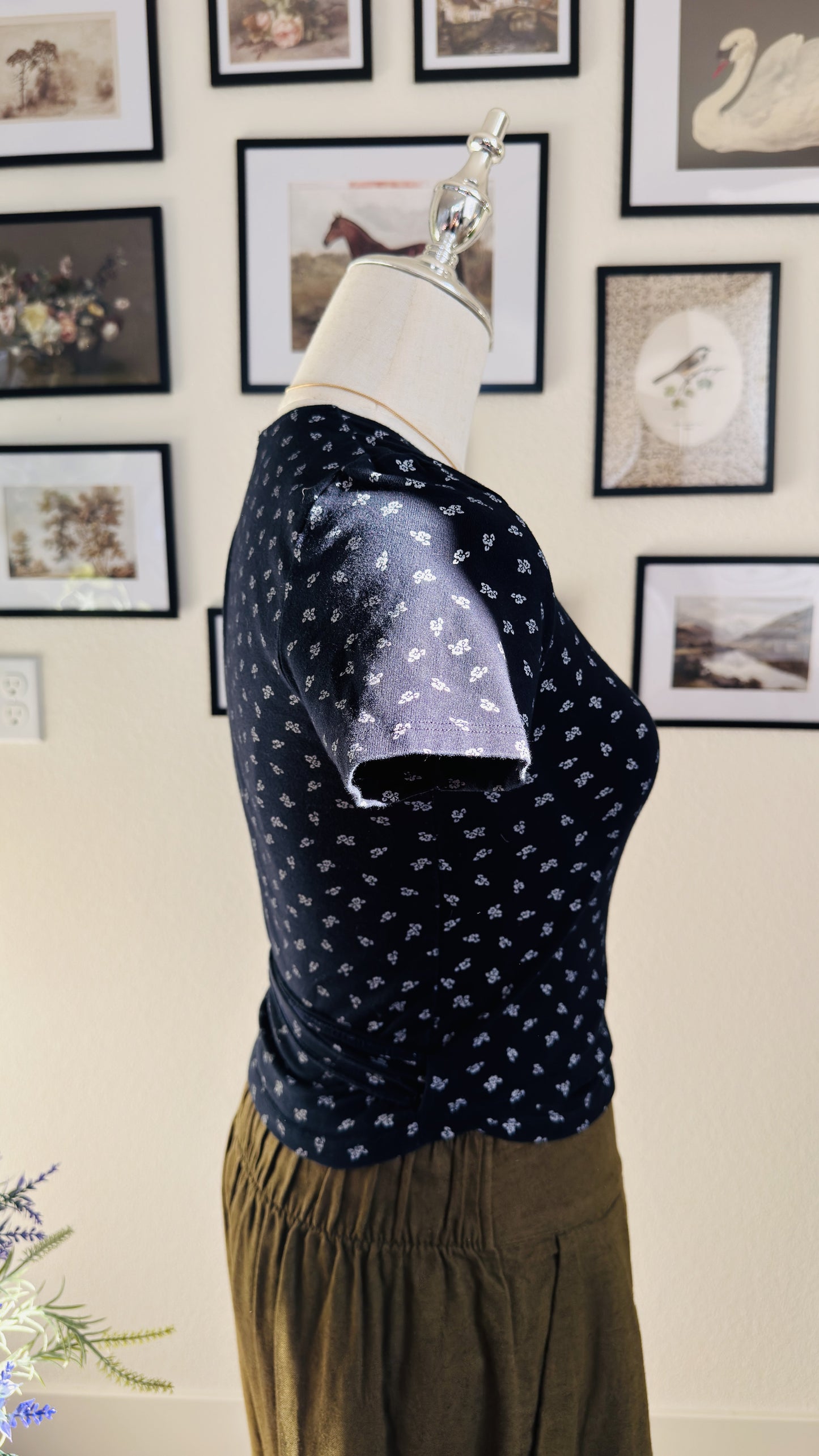 Brandy Melville Floral Print Short Sleeve Wrap Top - Size One Size