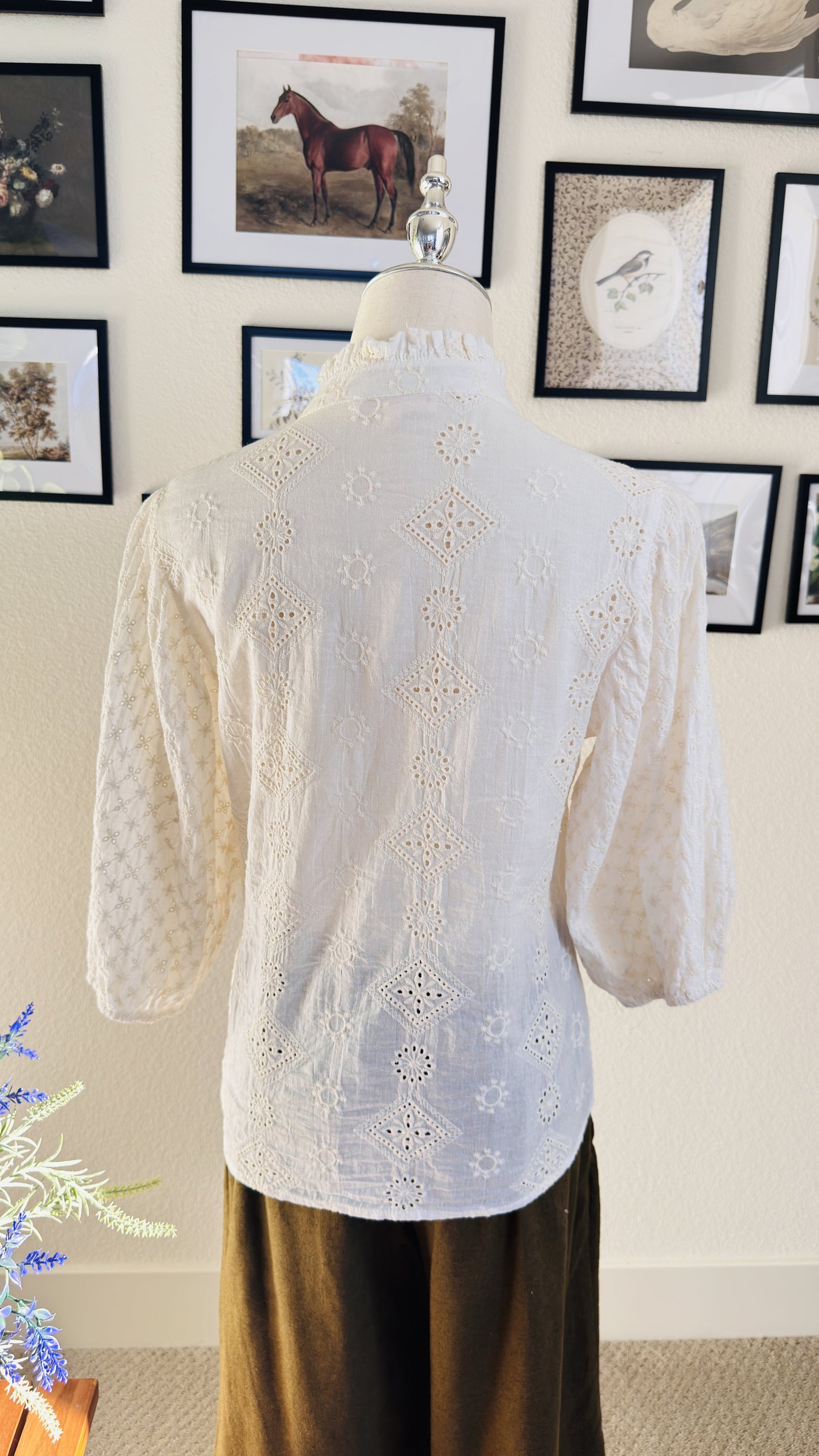 SOLITAIRE White Eyelet Embroidered Ruffle Collar Blouse - Size S