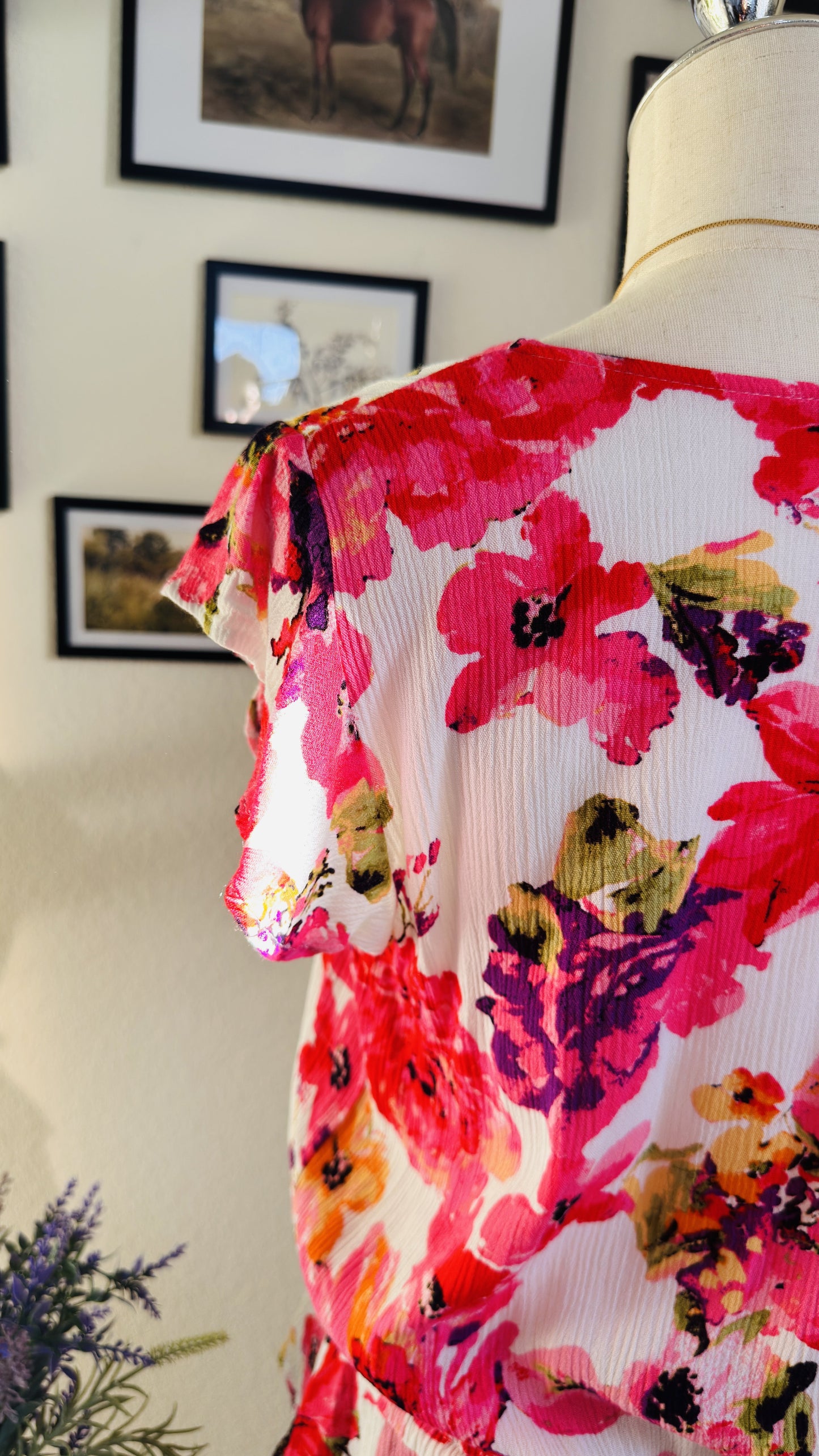 Vince Camuto Floral Print V-Neck Tie-Waist Blouse - Size S