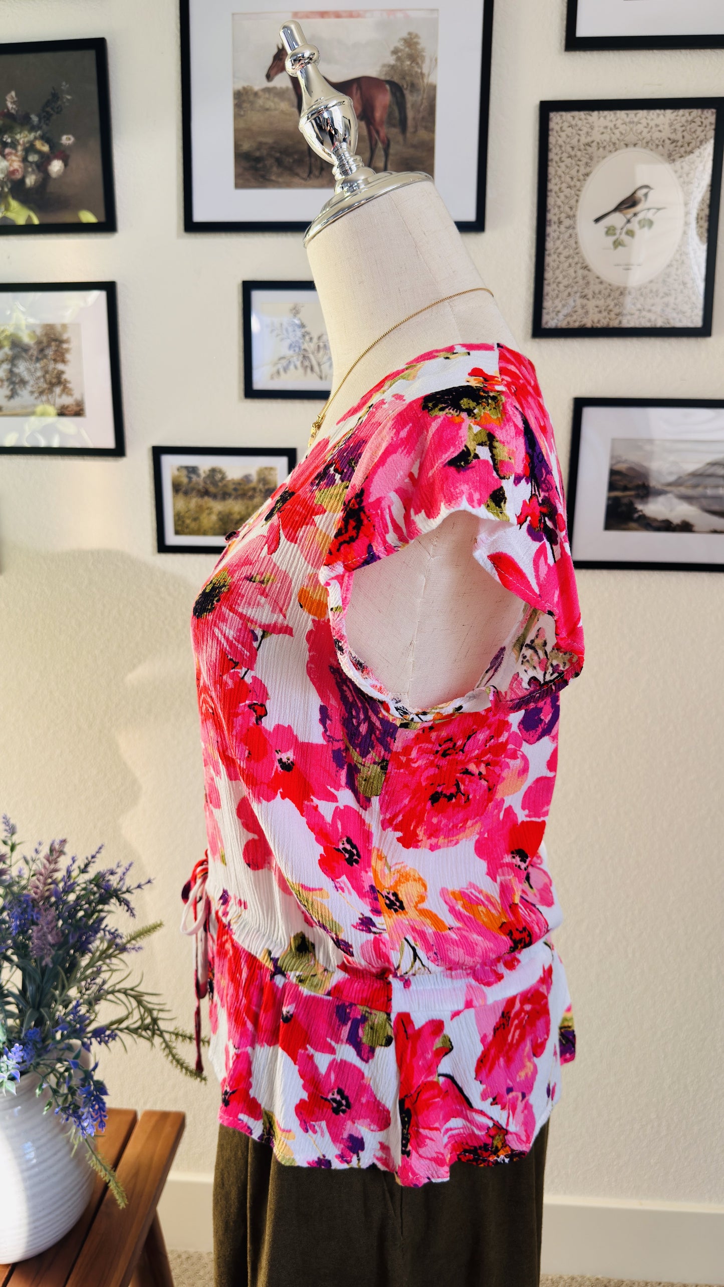 Vince Camuto Floral Print V-Neck Tie-Waist Blouse - Size S