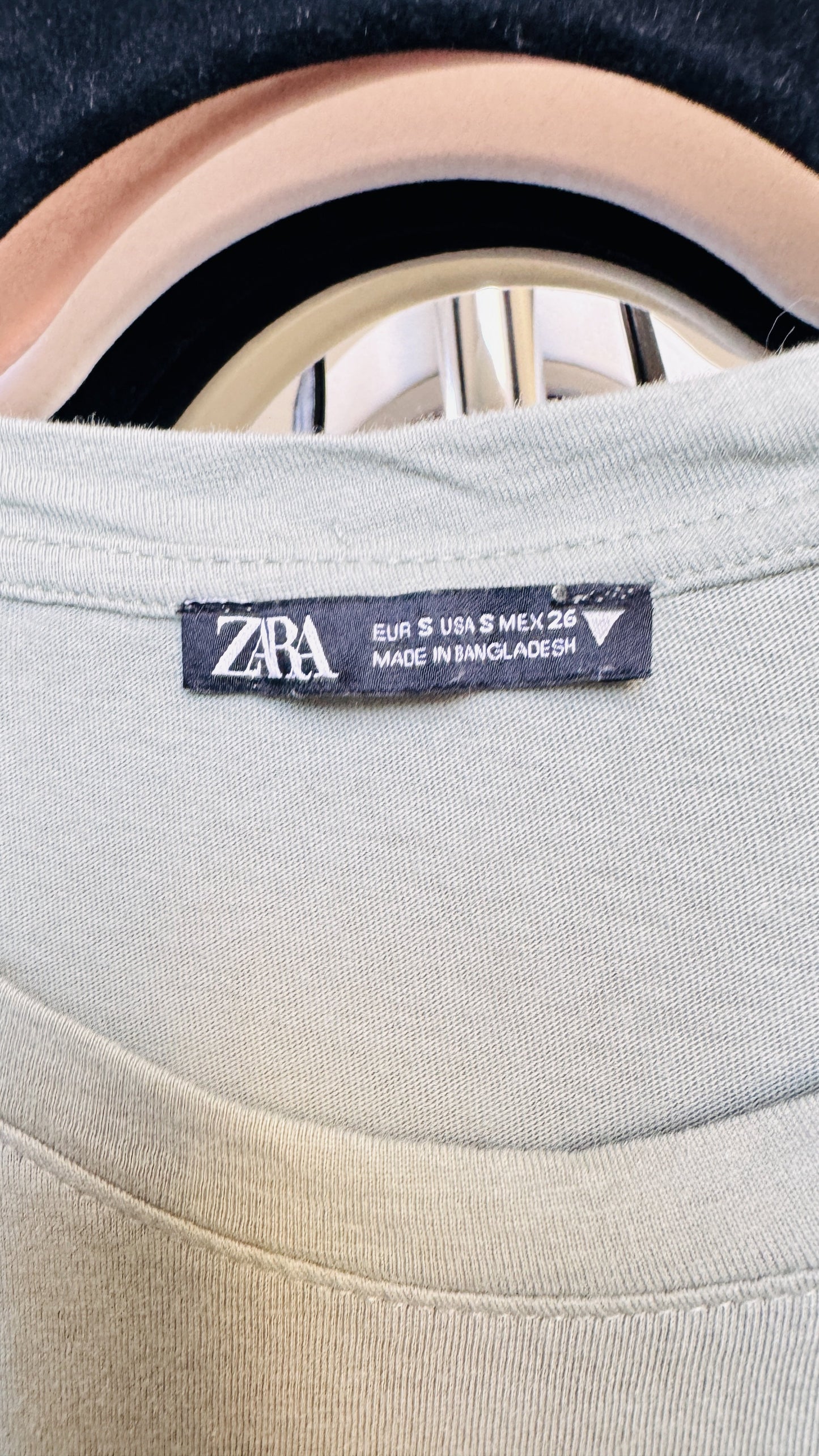 ZARA Sage Green Crewneck Short Sleeve T-Shirt - Size S