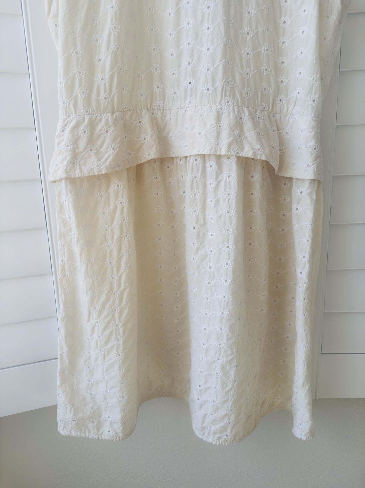 Marc by Marc Jacobs Cream Cotton Eyelet Tiered Dress Size 8