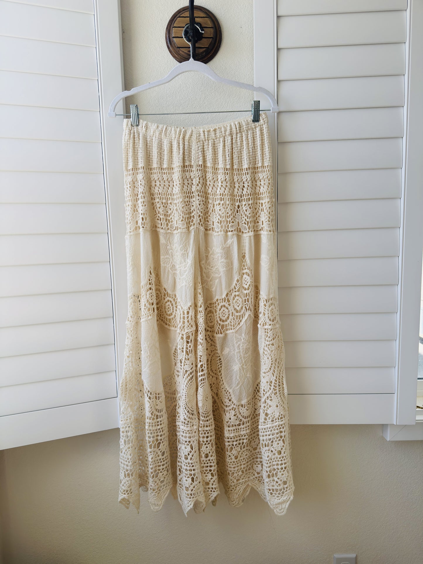 Unbranded Boho Cream Crochet Lace Tiered Maxi Skirt - Size M