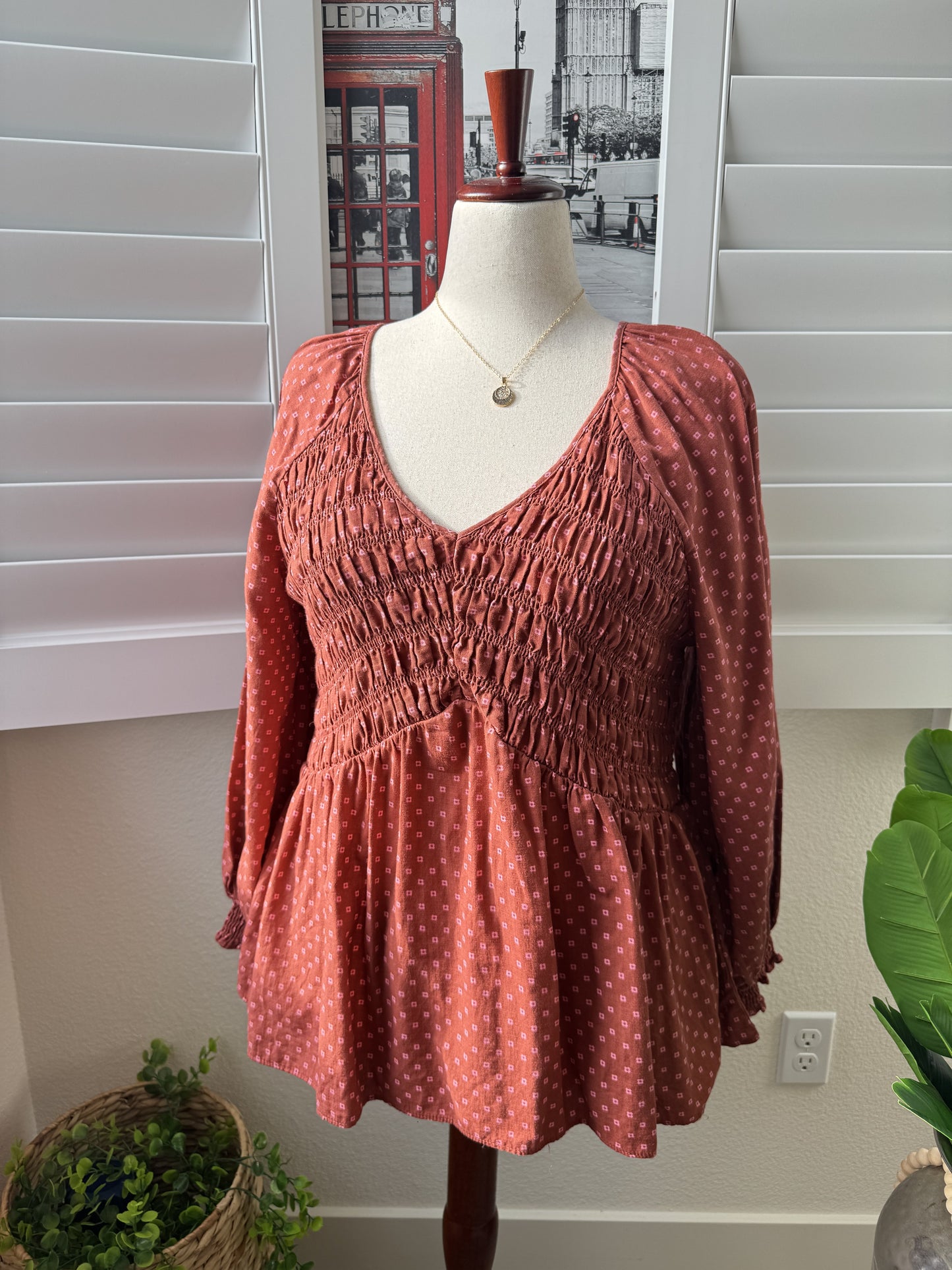 Ava & Viv Rust Diamond Print Smocked Peplum Top, Size 1X