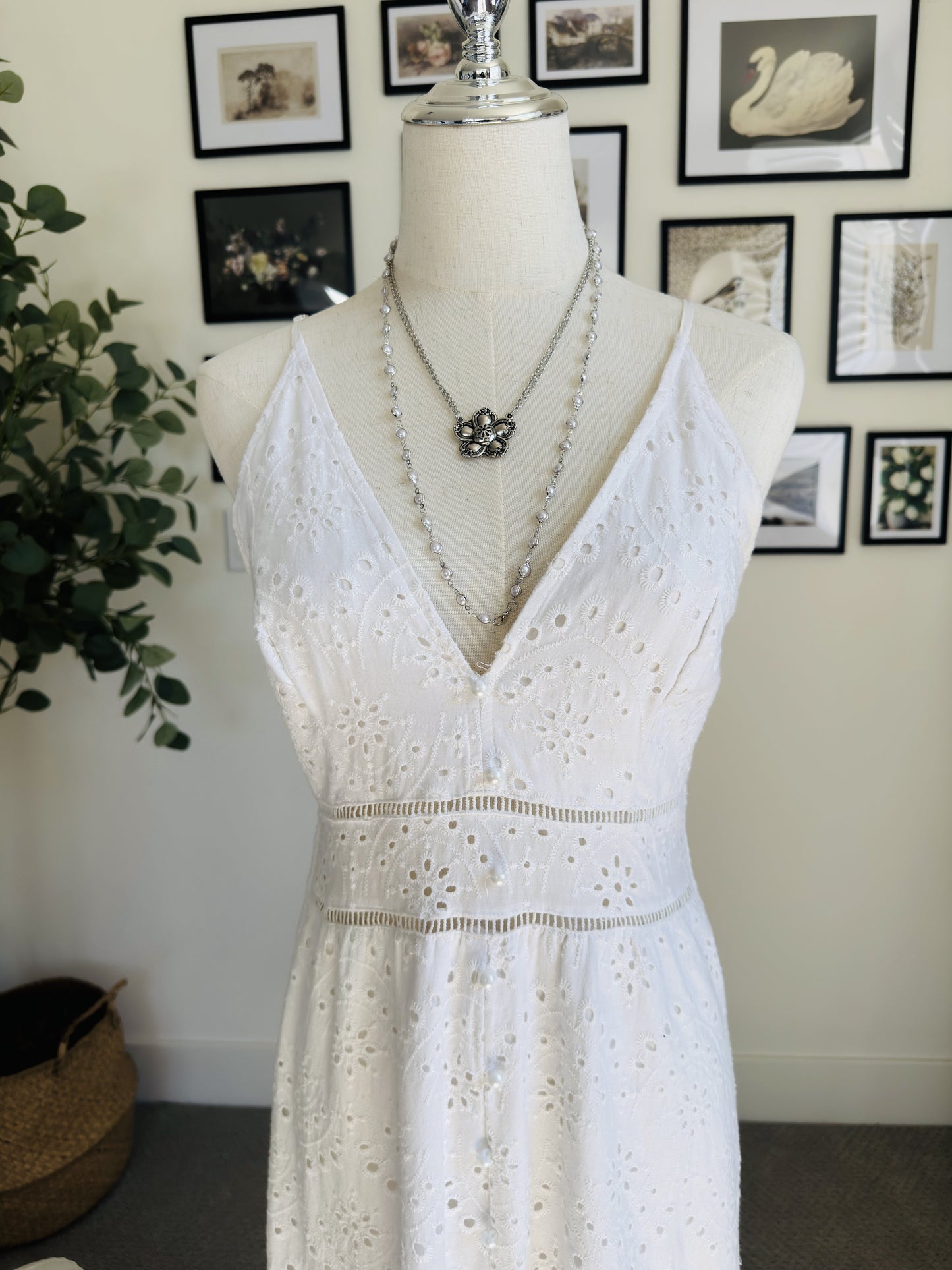 Simplee White Cotton Eyelet Maxi Dress - Size M