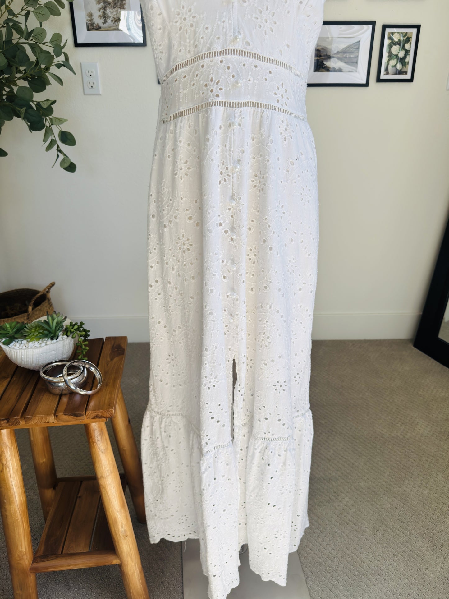 Simplee White Cotton Eyelet Maxi Dress - Size M